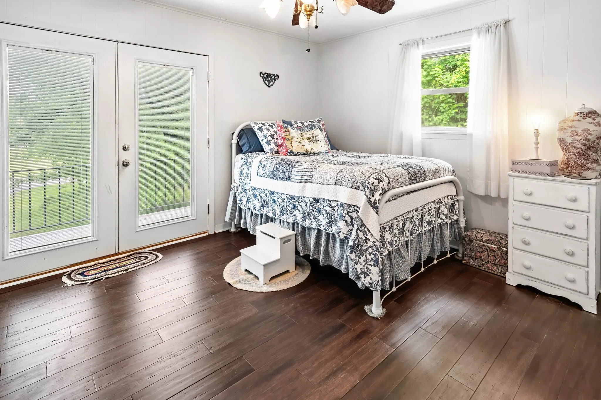 Single Family Residence For Sale in Wood County , 210 County Road 3495, Hawkins, Texas 75765, 4 Bedroom, 2 Bathroom, 2 Garage spaces, 1,960 Sqft, built in 1972, mls#21350601, Real Estate Agent in Hawkins, Homes For Sale in Wood county, Homes For Sale in Hawkins, Realtor in Hawkins Texas, Real Estate Brokerage Independent Realty Texas, Luminita Cordes Realtor