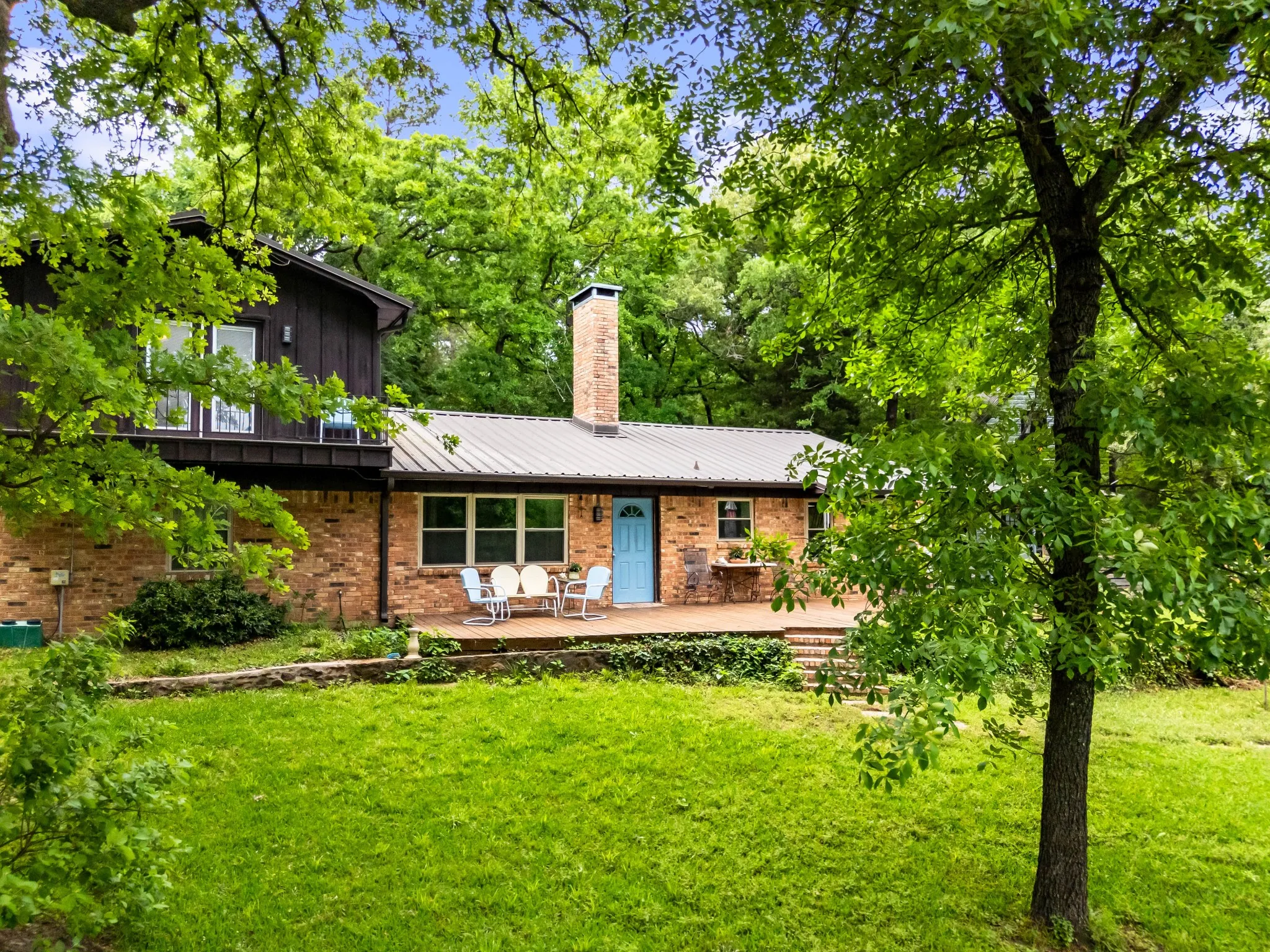 Single Family Residence For Sale in Wood County , 210 County Road 3495, Hawkins, Texas 75765, 4 Bedroom, 2 Bathroom, 2 Garage spaces, 1,960 Sqft, built in 1972, mls#21350601, Real Estate Agent in Hawkins, Homes For Sale in Wood county, Homes For Sale in Hawkins, Realtor in Hawkins Texas, Real Estate Brokerage Independent Realty Texas, Luminita Cordes Realtor