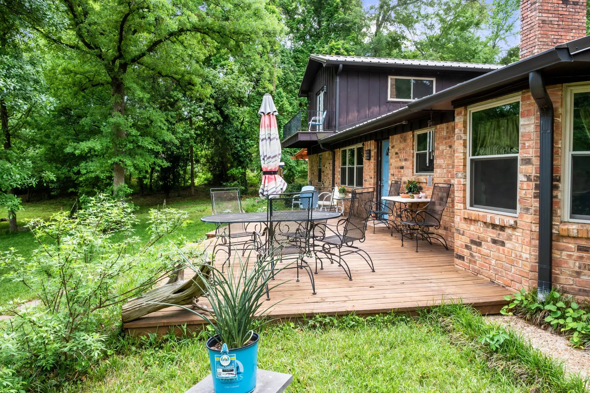 Single Family Residence For Sale in Wood County , 210 County Road 3495, Hawkins, Texas 75765, 4 Bedroom, 2 Bathroom, 2 Garage spaces, 1,960 Sqft, built in 1972, mls#21350601, Real Estate Agent in Hawkins, Homes For Sale in Wood county, Homes For Sale in Hawkins, Realtor in Hawkins Texas, Real Estate Brokerage Independent Realty Texas, Luminita Cordes Realtor