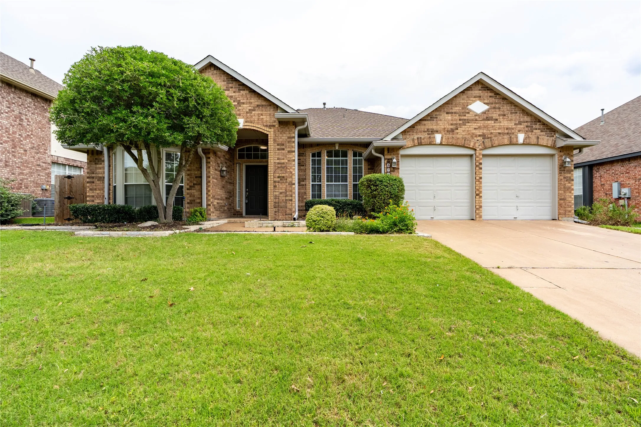 Single Family Residence For Rent in Collin County , 5716 Charleston Drive, Frisco, Texas 75035, 4 Bedroom, 2 Bathroom, 2 Garage spaces, 2,481 Sqft, built in 1992, mls#21350625, Real Estate Agent in Frisco, Homes For Rent in Collin county, Homes For Rent in Frisco, Realtor in Frisco Texas, Real Estate Brokerage Independent Realty Texas, Luminita Cordes Realtor