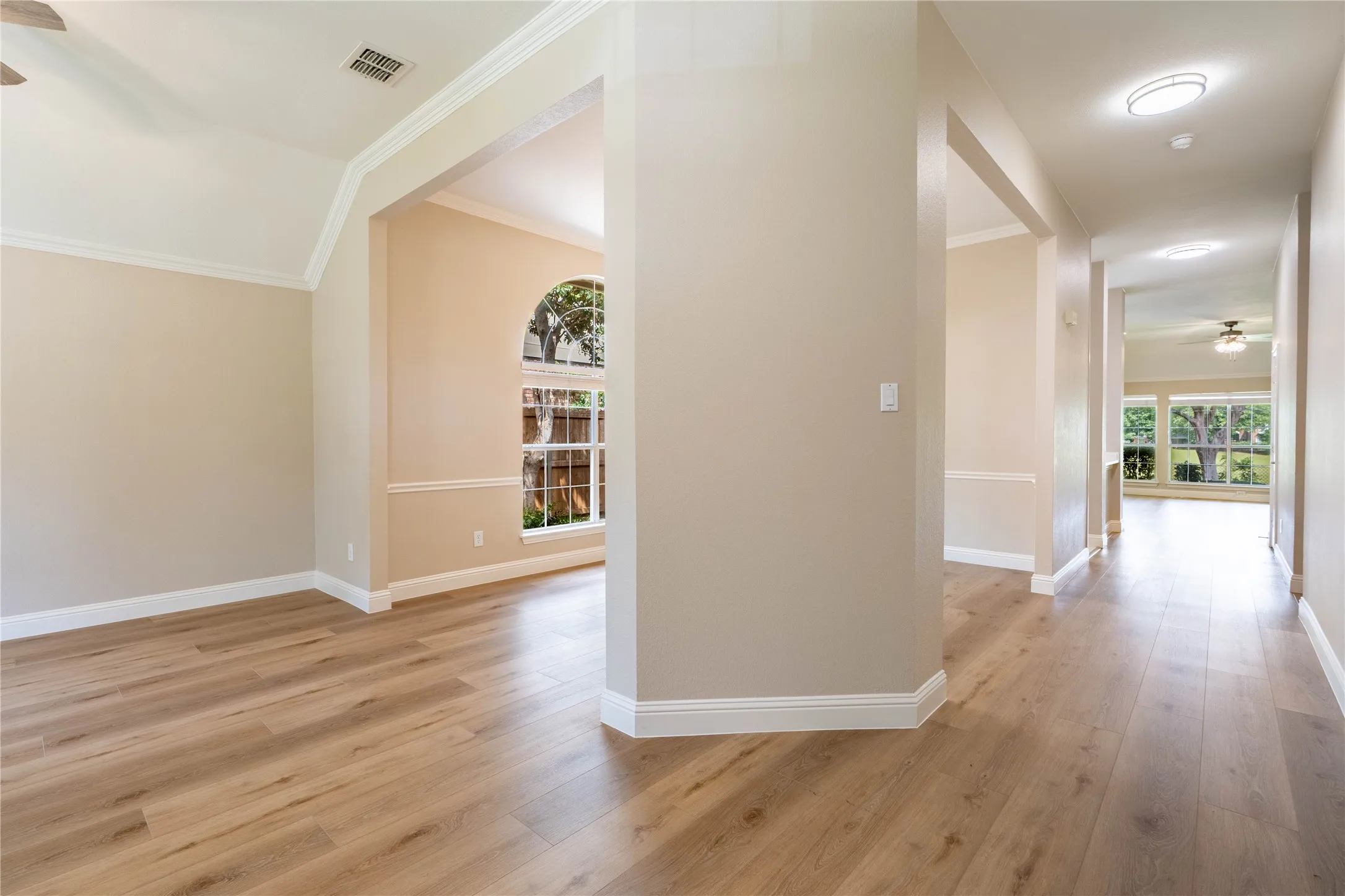 Single Family Residence For Rent in Collin County , 5716 Charleston Drive, Frisco, Texas 75035, 4 Bedroom, 2 Bathroom, 2 Garage spaces, 2,481 Sqft, built in 1992, mls#21350625, Real Estate Agent in Frisco, Homes For Rent in Collin county, Homes For Rent in Frisco, Realtor in Frisco Texas, Real Estate Brokerage Independent Realty Texas, Luminita Cordes Realtor