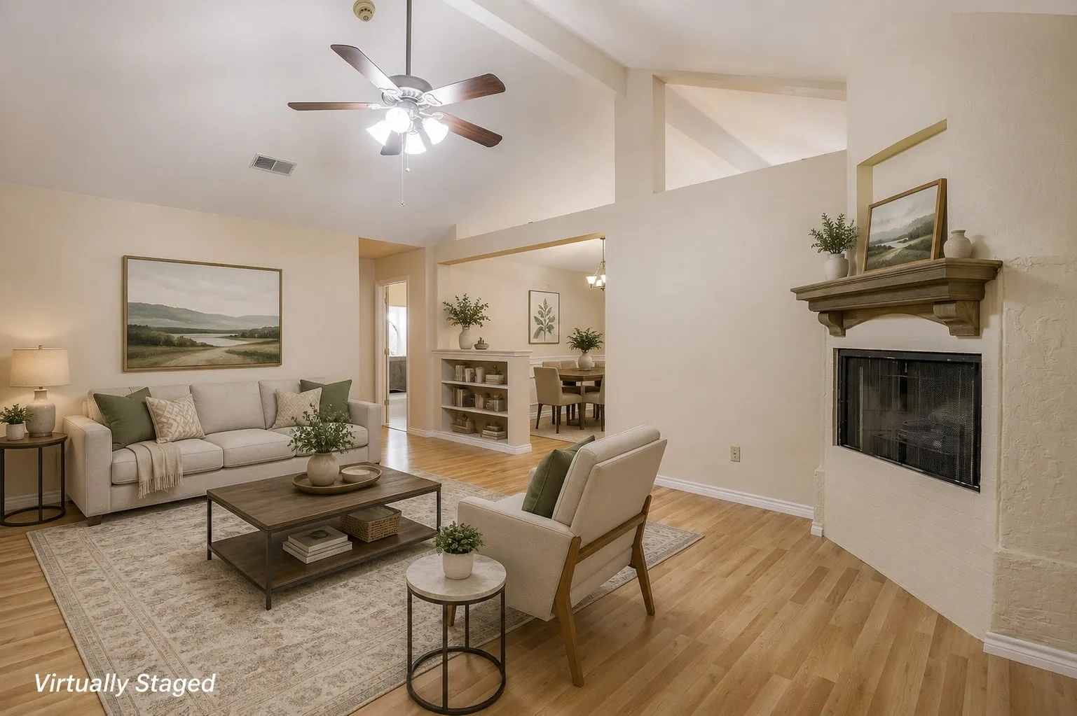 Wood burning fireplace and easy acces to the kitchen, breakfast or primary bedroom