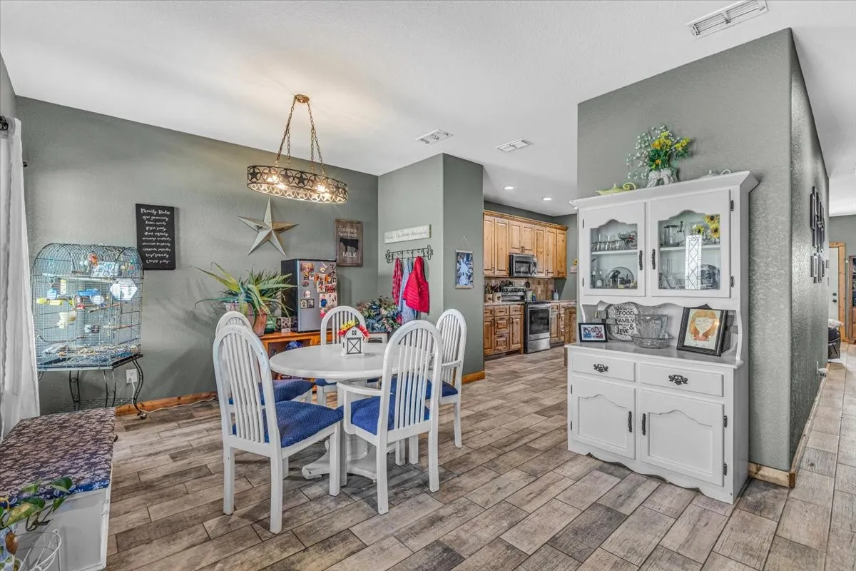 Single Family Residence For Sale in Hill County , 201 Private Road 107, Blum, Texas 76627, 4 Bedroom, 3 Bathroom, 2 Garage spaces, 4,980 Sqft, built in 2025, mls#21350636, Real Estate Agent in Blum, Homes For Sale in Hill county, Homes For Sale in Blum, Realtor in Blum Texas, Real Estate Brokerage Independent Realty Texas, Luminita Cordes Realtor