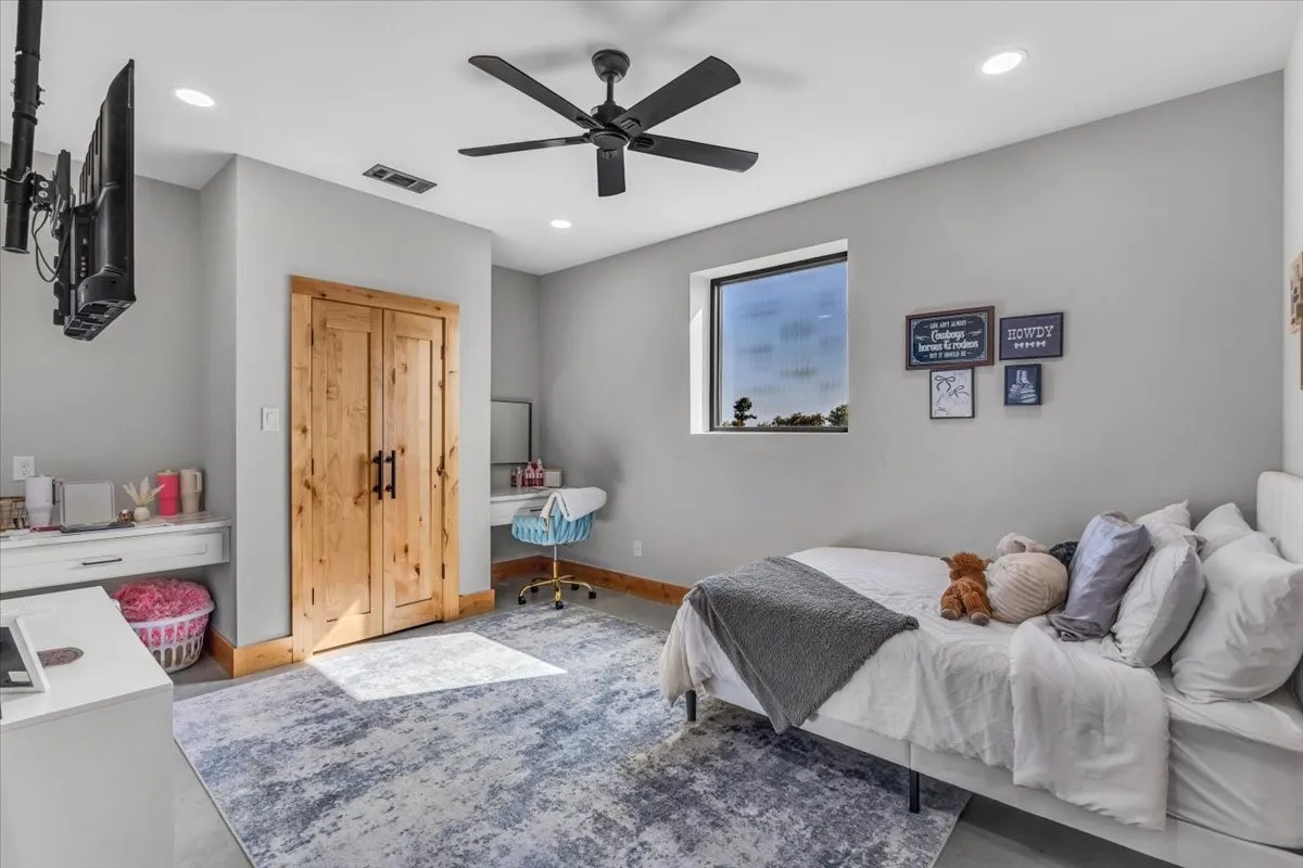 Single Family Residence For Sale in Hill County , 201 Private Road 107, Blum, Texas 76627, 4 Bedroom, 3 Bathroom, 2 Garage spaces, 4,980 Sqft, built in 2025, mls#21350636, Real Estate Agent in Blum, Homes For Sale in Hill county, Homes For Sale in Blum, Realtor in Blum Texas, Real Estate Brokerage Independent Realty Texas, Luminita Cordes Realtor