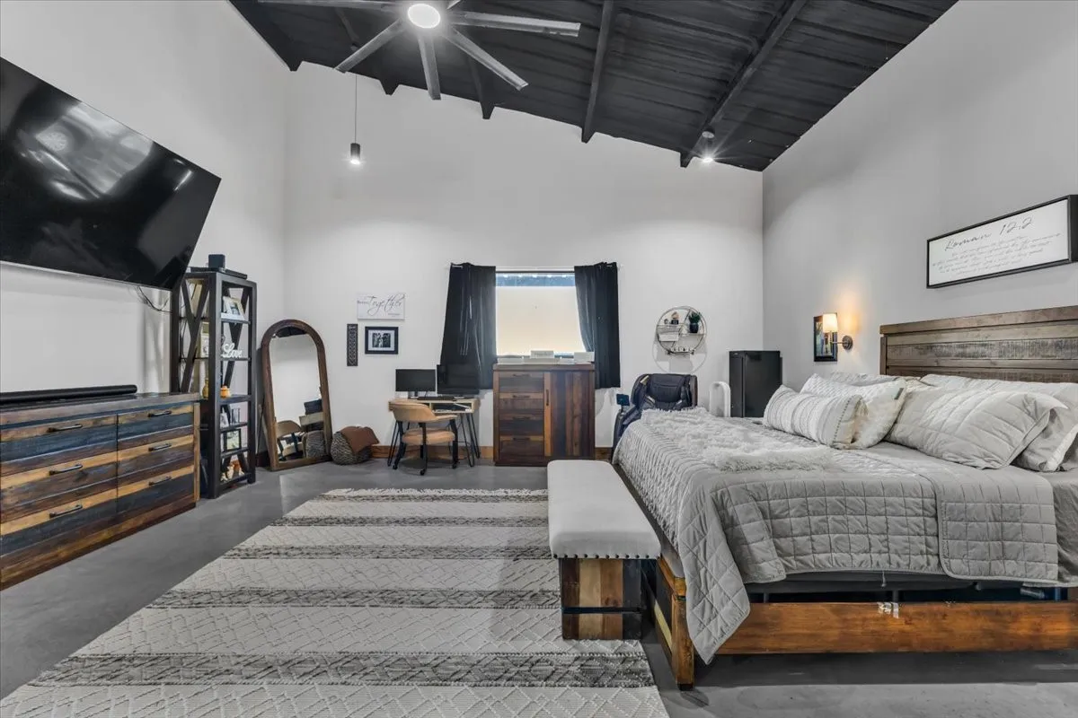 Single Family Residence For Sale in Hill County , 201 Private Road 107, Blum, Texas 76627, 4 Bedroom, 3 Bathroom, 2 Garage spaces, 4,980 Sqft, built in 2025, mls#21350636, Real Estate Agent in Blum, Homes For Sale in Hill county, Homes For Sale in Blum, Realtor in Blum Texas, Real Estate Brokerage Independent Realty Texas, Luminita Cordes Realtor