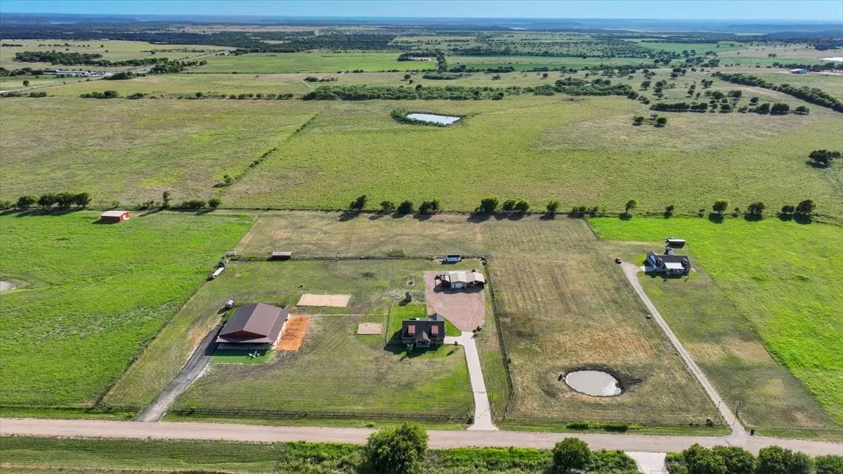 Single Family Residence For Sale in Hill County , 201 Private Road 107, Blum, Texas 76627, 4 Bedroom, 3 Bathroom, 2 Garage spaces, 4,980 Sqft, built in 2025, mls#21350636, Real Estate Agent in Blum, Homes For Sale in Hill county, Homes For Sale in Blum, Realtor in Blum Texas, Real Estate Brokerage Independent Realty Texas, Luminita Cordes Realtor