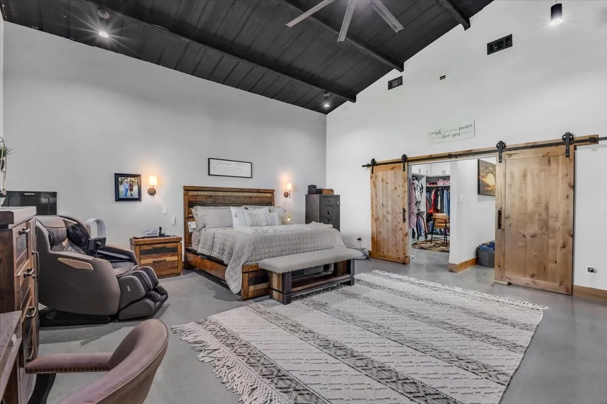 Single Family Residence For Sale in Hill County , 201 Private Road 107, Blum, Texas 76627, 4 Bedroom, 3 Bathroom, 2 Garage spaces, 4,980 Sqft, built in 2025, mls#21350636, Real Estate Agent in Blum, Homes For Sale in Hill county, Homes For Sale in Blum, Realtor in Blum Texas, Real Estate Brokerage Independent Realty Texas, Luminita Cordes Realtor