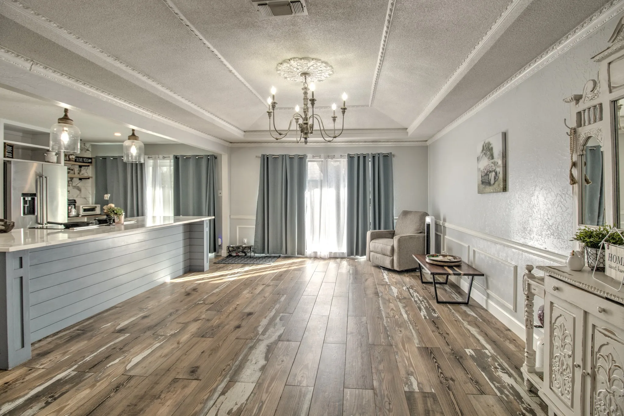 Single Family Residence For Rent in Grayson County , 2517 Nantucket Drive, Sherman, Texas 75092, 4 Bedroom, 3 Bathroom, 2 Garage spaces, 2,609 Sqft, built in 1975, mls#21350643, Real Estate Agent in Sherman, Homes For Rent in Grayson county, Homes For Rent in Sherman, Realtor in Sherman Texas, Real Estate Brokerage Independent Realty Texas, Luminita Cordes Realtor