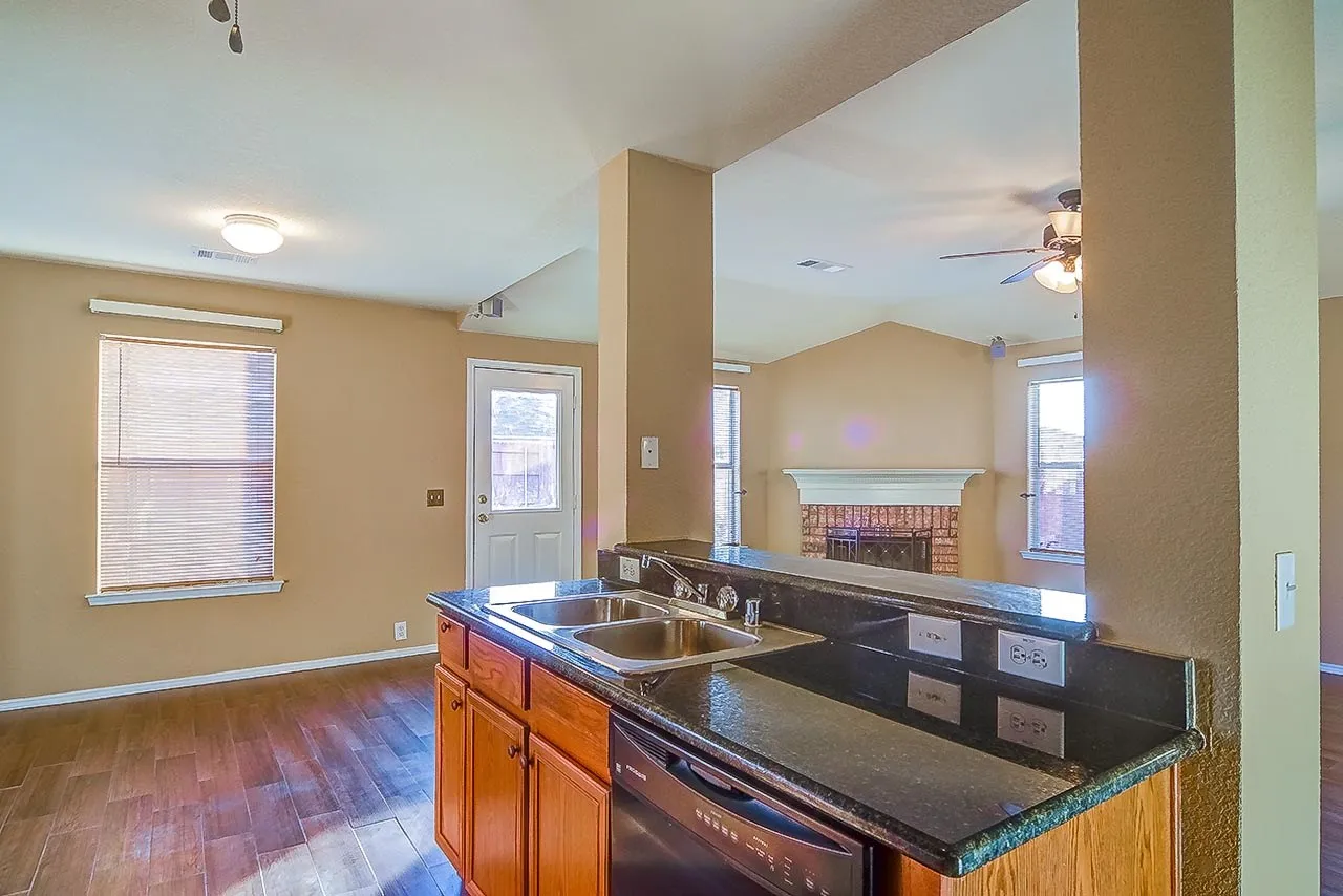 Single Family Residence For Rent in Denton County , 8912 Wagon Trail, Cross Roads, Texas 76227, 4 Bedroom, 2 Bathroom, 2 Garage spaces, 1,560 Sqft, built in 2004, mls#21350655, Real Estate Agent in Cross Roads, Homes For Rent in Denton county, Homes For Rent in Cross Roads, Realtor in Cross Roads Texas, Real Estate Brokerage Independent Realty Texas, Luminita Cordes Realtor