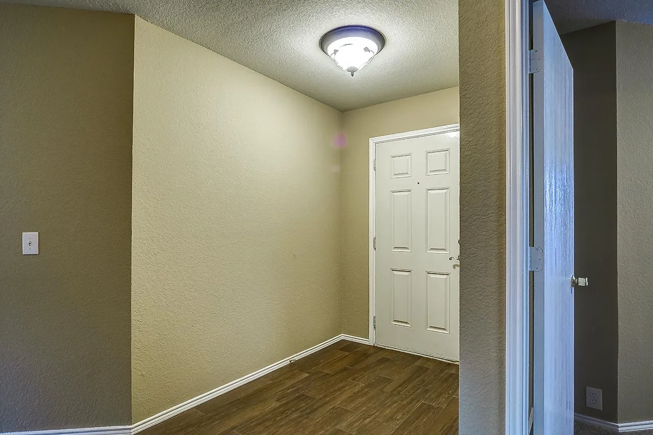 Single Family Residence For Rent in Denton County , 8912 Wagon Trail, Cross Roads, Texas 76227, 4 Bedroom, 2 Bathroom, 2 Garage spaces, 1,560 Sqft, built in 2004, mls#21350655, Real Estate Agent in Cross Roads, Homes For Rent in Denton county, Homes For Rent in Cross Roads, Realtor in Cross Roads Texas, Real Estate Brokerage Independent Realty Texas, Luminita Cordes Realtor