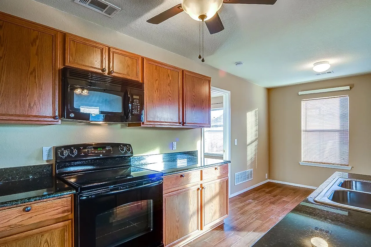 Single Family Residence For Rent in Denton County , 8912 Wagon Trail, Cross Roads, Texas 76227, 4 Bedroom, 2 Bathroom, 2 Garage spaces, 1,560 Sqft, built in 2004, mls#21350655, Real Estate Agent in Cross Roads, Homes For Rent in Denton county, Homes For Rent in Cross Roads, Realtor in Cross Roads Texas, Real Estate Brokerage Independent Realty Texas, Luminita Cordes Realtor