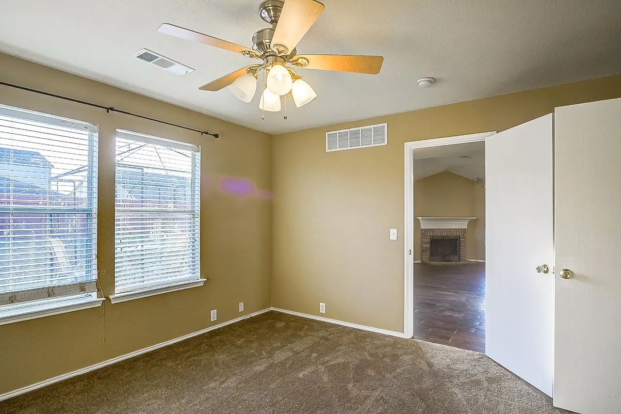 Single Family Residence For Rent in Denton County , 8912 Wagon Trail, Cross Roads, Texas 76227, 4 Bedroom, 2 Bathroom, 2 Garage spaces, 1,560 Sqft, built in 2004, mls#21350655, Real Estate Agent in Cross Roads, Homes For Rent in Denton county, Homes For Rent in Cross Roads, Realtor in Cross Roads Texas, Real Estate Brokerage Independent Realty Texas, Luminita Cordes Realtor