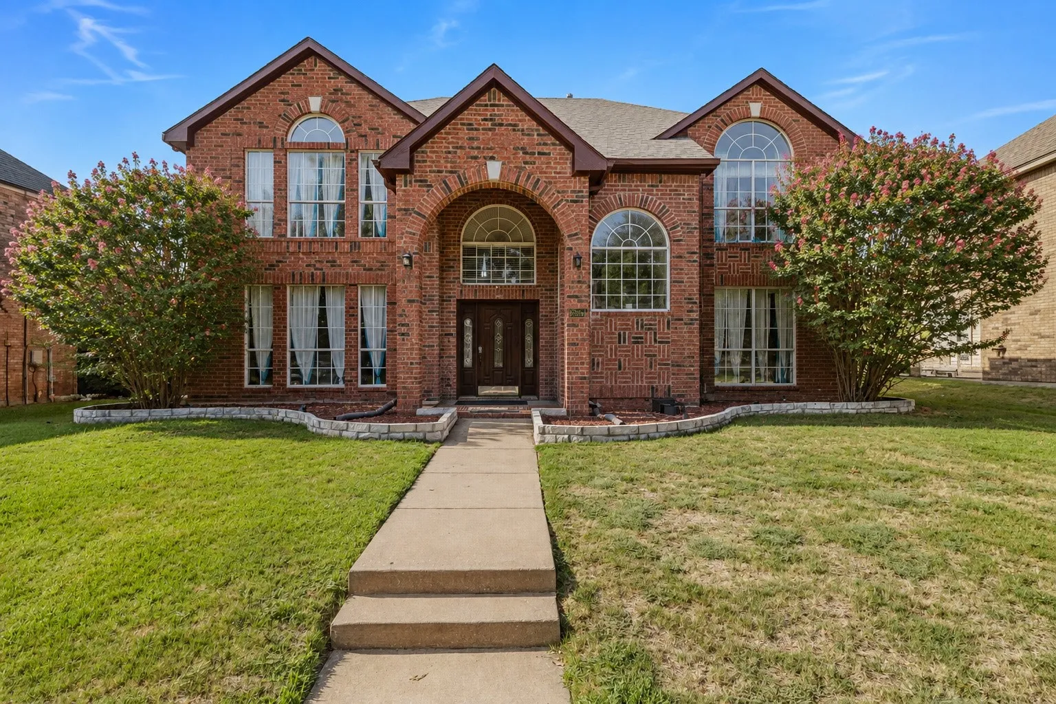 Single Family Residence For Sale in Collin County , 2504 Hackberry Place, Plano, Texas 75025, 4 Bedroom, 4 Bathroom, 2 Garage spaces, 2,950 Sqft, built in 1991, mls#21349583, Real Estate Agent in Plano, Homes For Sale in Collin county, Homes For Sale in Plano, Realtor in Plano Texas, Real Estate Brokerage Independent Realty Texas, Luminita Cordes Realtor