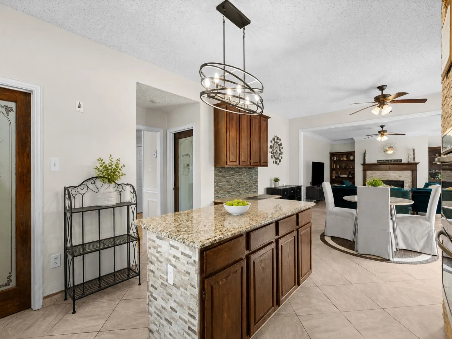 Pantry and laundry room off kitchen