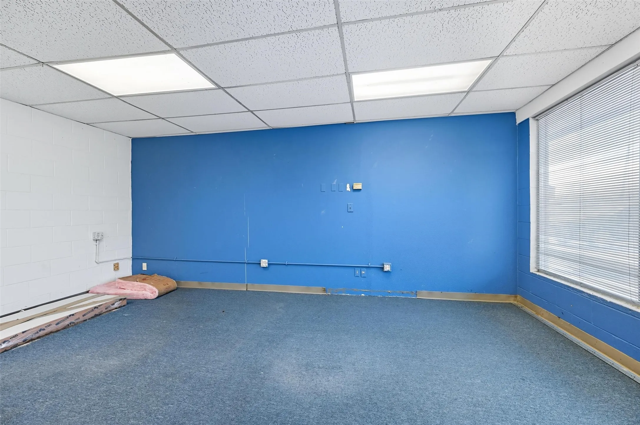 Office For Sale in Tarrant County , 4110 Haltom Road, Haltom City, Texas 76117, 0, 0, Garage spaces, 0 Sqft, built in 1960, mls#21350016, Real Estate Agent in Haltom City, Homes For Sale in Tarrant county, Homes For Sale in Haltom City, Realtor in Haltom City Texas, Real Estate Brokerage Independent Realty Texas, Luminita Cordes Realtor