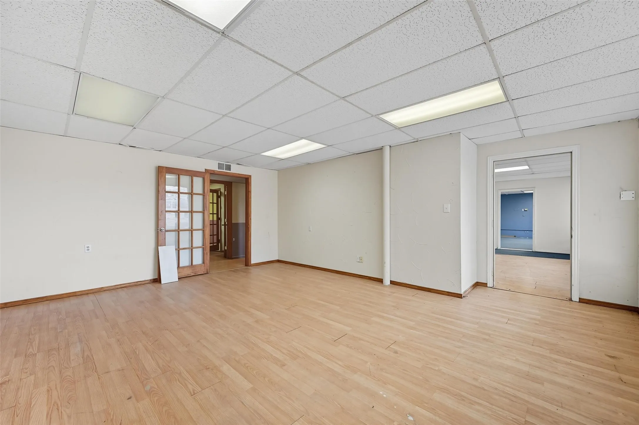 Office For Sale in Tarrant County , 4110 Haltom Road, Haltom City, Texas 76117, 0, 0, Garage spaces, 0 Sqft, built in 1960, mls#21350016, Real Estate Agent in Haltom City, Homes For Sale in Tarrant county, Homes For Sale in Haltom City, Realtor in Haltom City Texas, Real Estate Brokerage Independent Realty Texas, Luminita Cordes Realtor