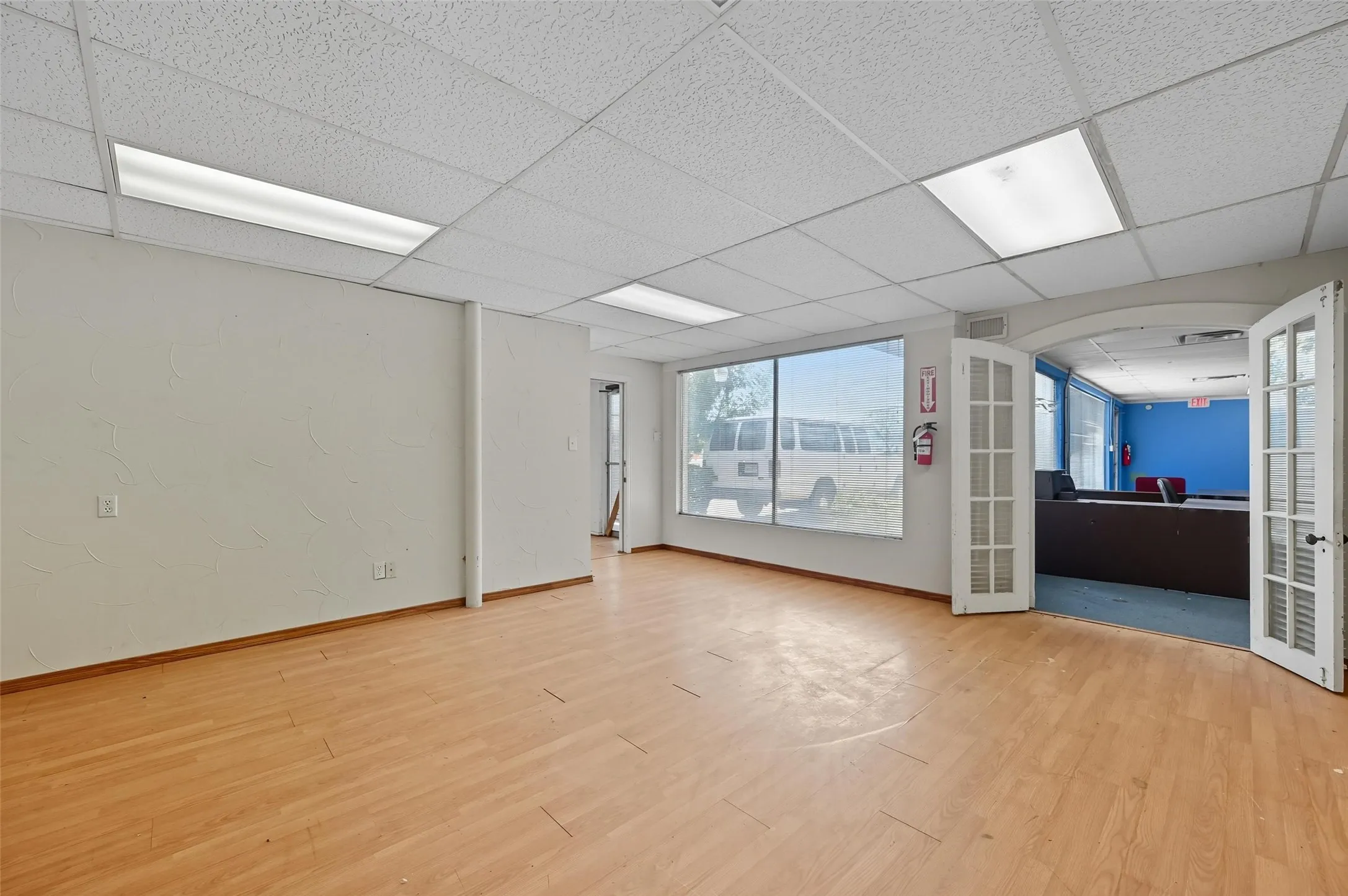 Office For Sale in Tarrant County , 4110 Haltom Road, Haltom City, Texas 76117, 0, 0, Garage spaces, 0 Sqft, built in 1960, mls#21350016, Real Estate Agent in Haltom City, Homes For Sale in Tarrant county, Homes For Sale in Haltom City, Realtor in Haltom City Texas, Real Estate Brokerage Independent Realty Texas, Luminita Cordes Realtor