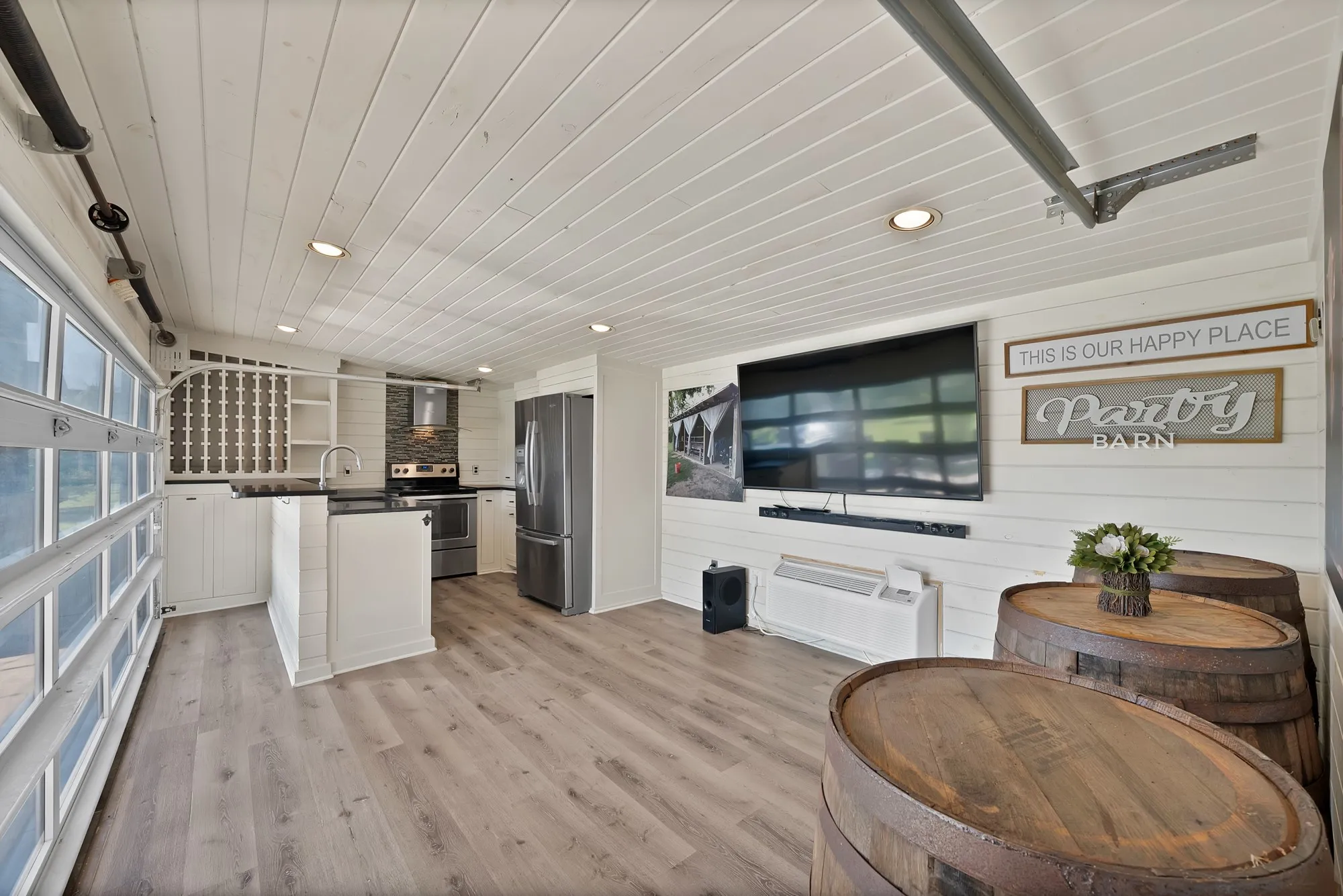 Single Family Residence For Sale in Tarrant County , 165 E Dove Road, Southlake, Texas 76092, 4 Bedroom, 3 Bathroom, 3 Garage spaces, 2,615 Sqft, built in 1993, mls#21350090, Real Estate Agent in Southlake, Homes For Sale in Tarrant county, Homes For Sale in Southlake, Realtor in Southlake Texas, Real Estate Brokerage Independent Realty Texas, Luminita Cordes Realtor