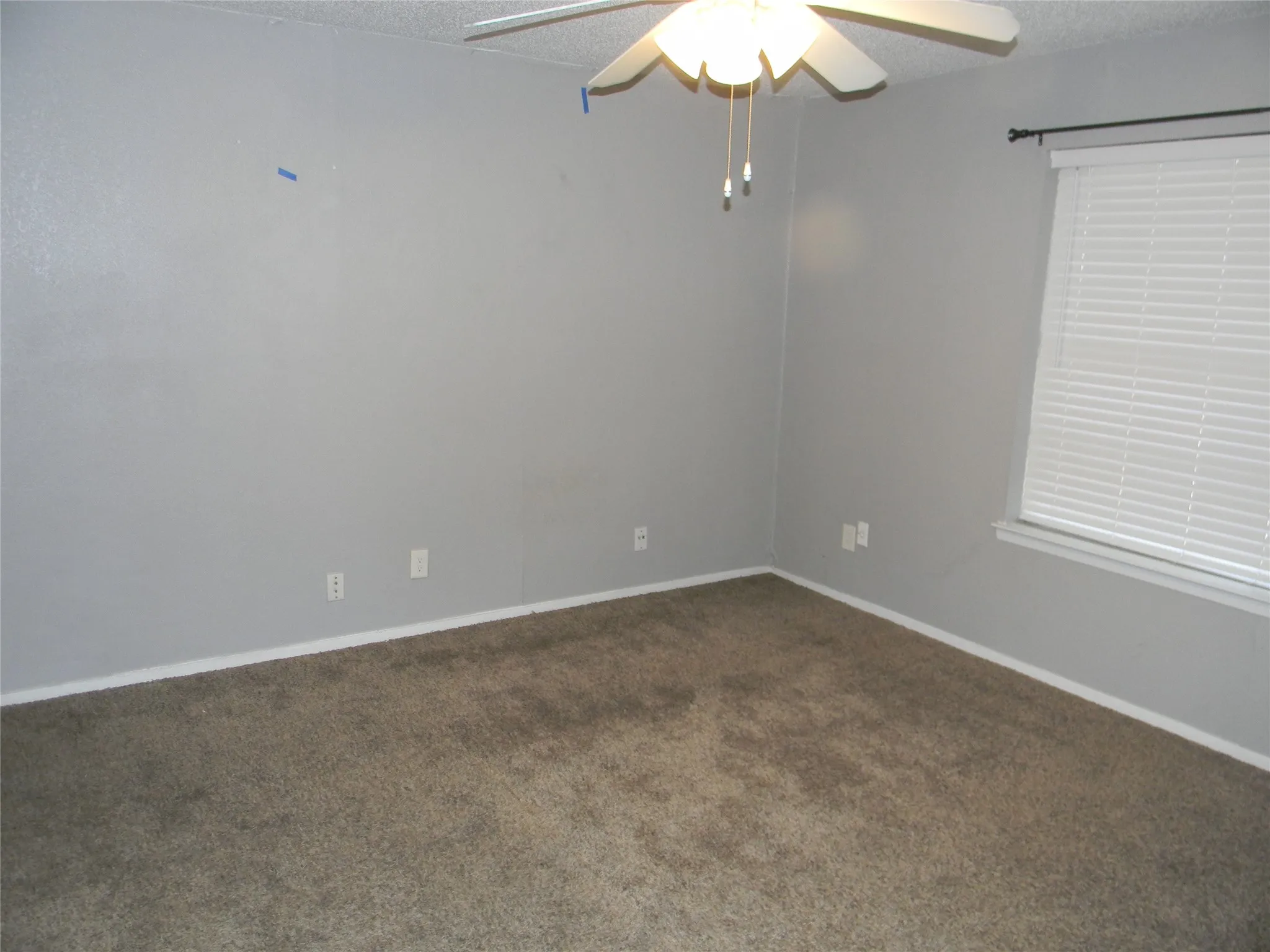 Duplex For Rent in Tarrant County , 7024 Crosstimbers Lane, North Richland Hills, Texas 76182, 2 Bedroom, 2 Bathroom, Garage spaces, 1,008 Sqft, built in 1983, mls#21350670, Real Estate Agent in North Richland Hills, Homes For Rent in Tarrant county, Homes For Rent in North Richland Hills, Realtor in North Richland Hills Texas, Real Estate Brokerage Independent Realty Texas, Luminita Cordes Realtor