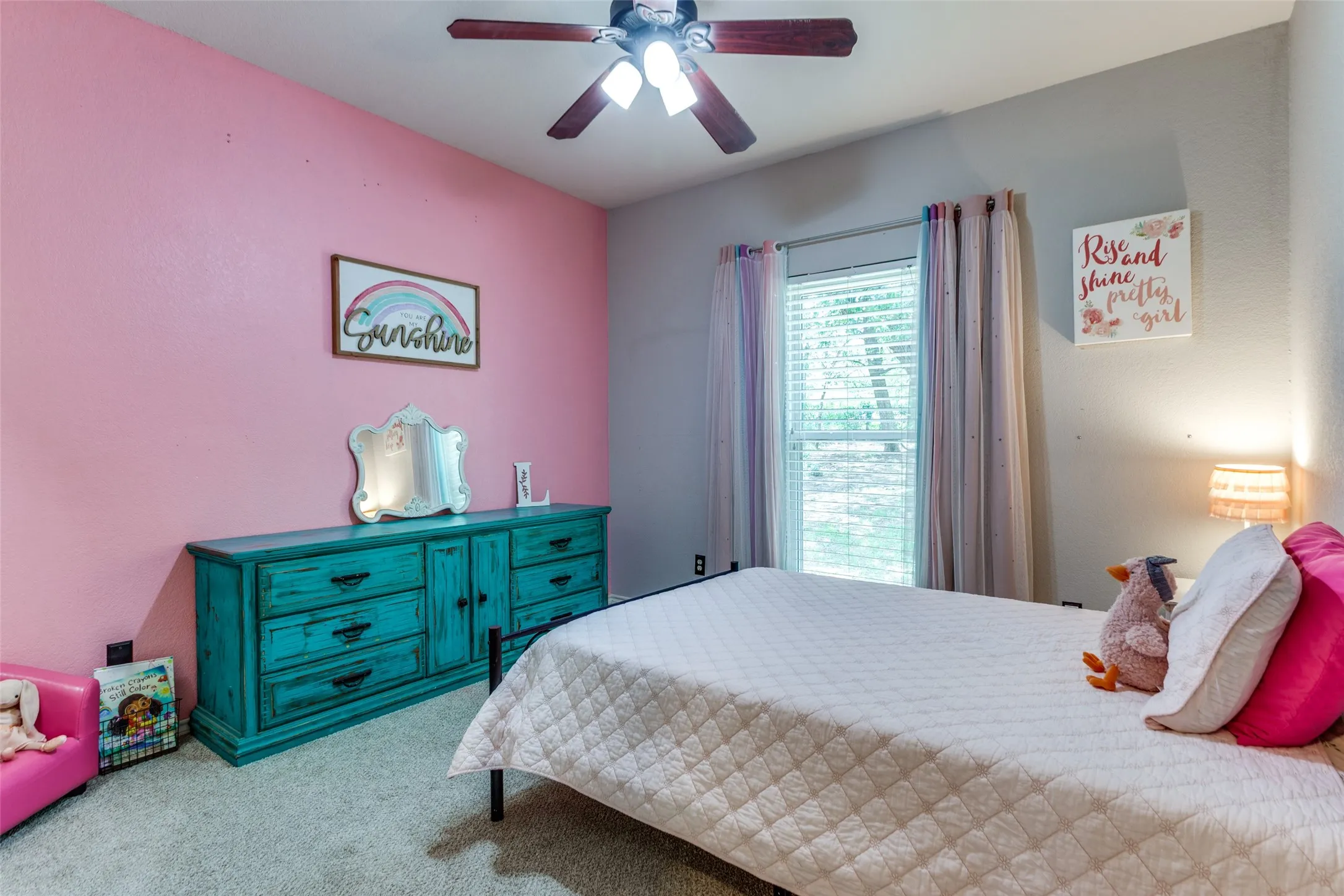Single Family Residence For Sale in Wise County , 412 Paradise Canyon Circle, Paradise, Texas 76073, 5 Bedroom, 3 Bathroom, 2 Garage spaces, 2,528 Sqft, built in 1999, mls#21350672, Real Estate Agent in Paradise, Homes For Sale in Wise county, Homes For Sale in Paradise, Realtor in Paradise Texas, Real Estate Brokerage Independent Realty Texas, Luminita Cordes Realtor