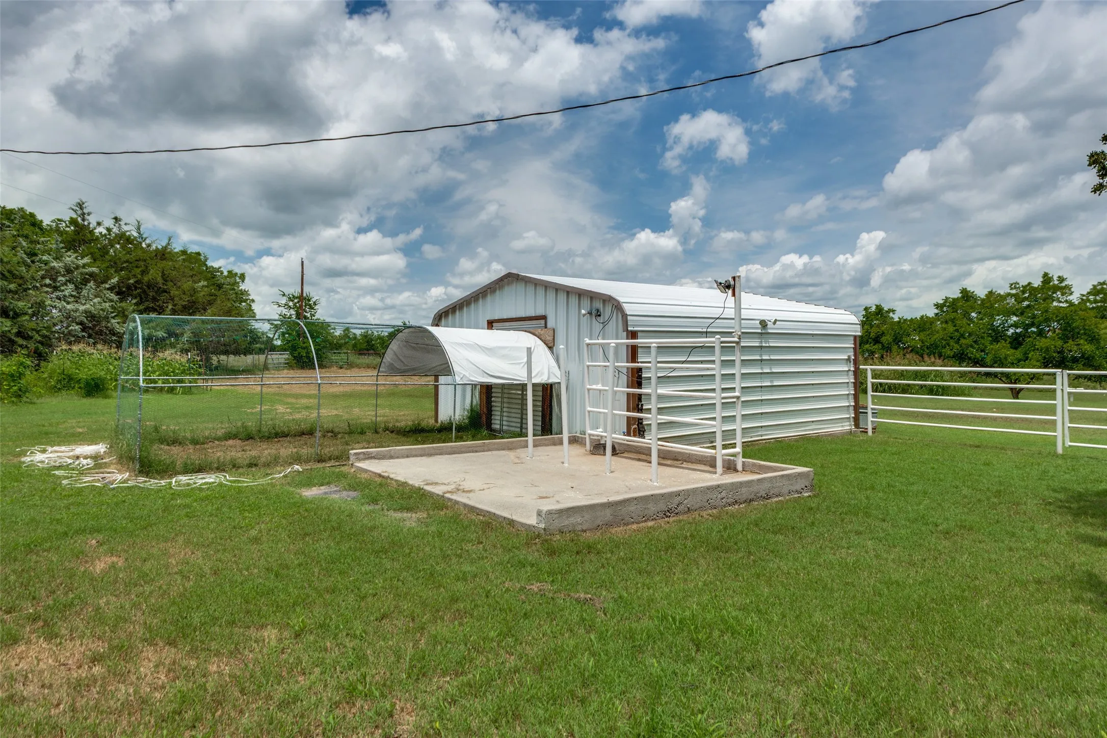 Single Family Residence For Sale in Wise County , 412 Paradise Canyon Circle, Paradise, Texas 76073, 5 Bedroom, 3 Bathroom, 2 Garage spaces, 2,528 Sqft, built in 1999, mls#21350672, Real Estate Agent in Paradise, Homes For Sale in Wise county, Homes For Sale in Paradise, Realtor in Paradise Texas, Real Estate Brokerage Independent Realty Texas, Luminita Cordes Realtor