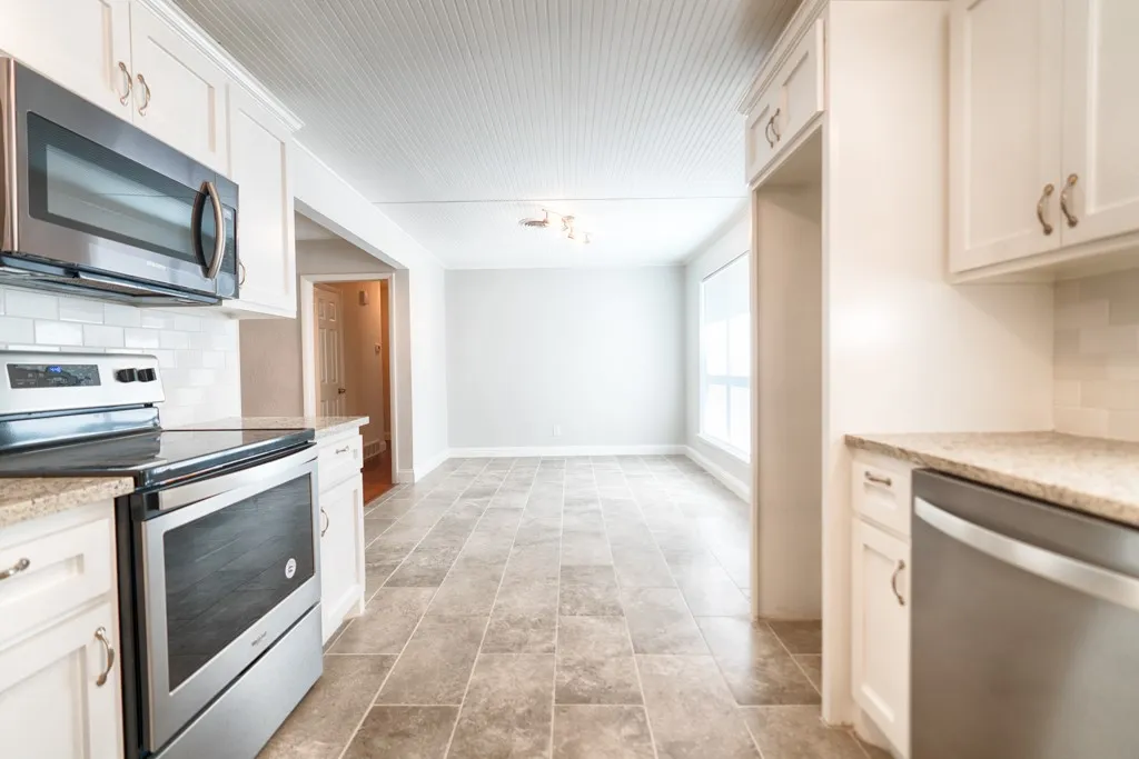 Single Family Residence For Rent in Dallas County , 2714 Maple Drive, Garland, Texas 75042, 3 Bedroom, 2 Bathroom, 1 Garage spaces, 1,424 Sqft, built in 1957, mls#21350667, Real Estate Agent in Garland, Homes For Rent in Dallas county, Homes For Rent in Garland, Realtor in Garland Texas, Real Estate Brokerage Independent Realty Texas, Luminita Cordes Realtor