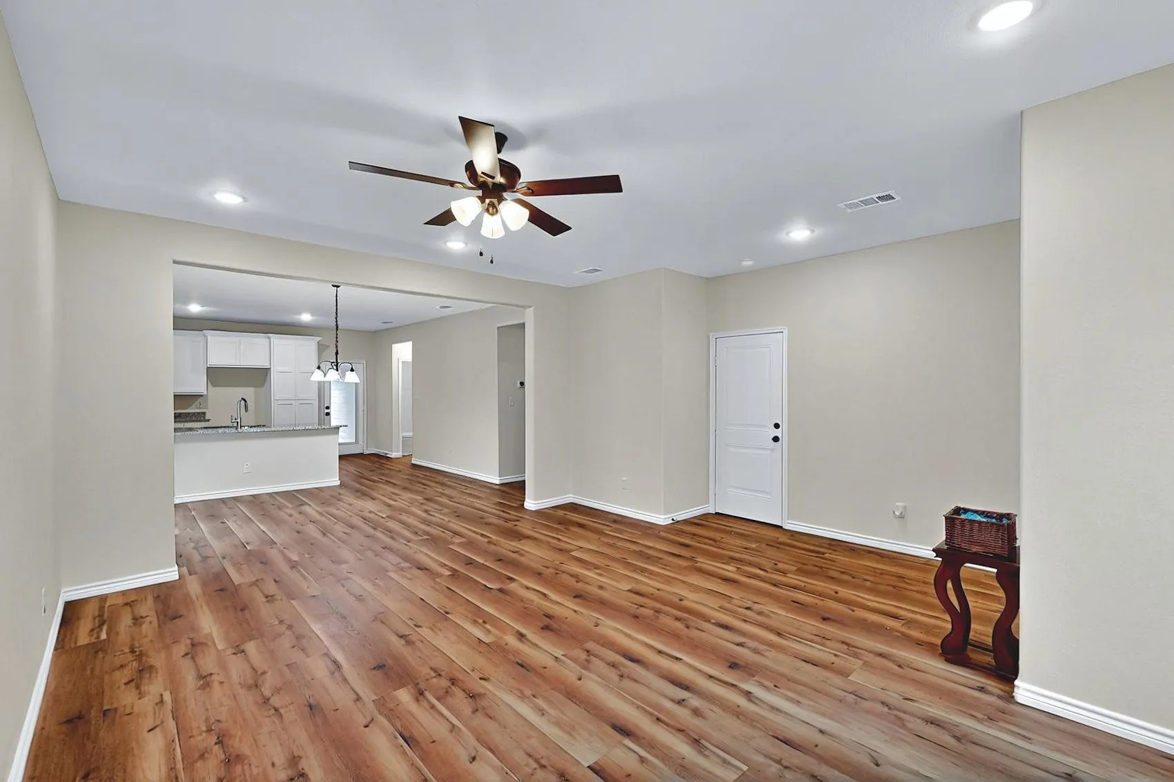 Single Family Residence For Sale in Hopkins County , 415 Martin Luther King Jr Street, Sulphur Springs, Texas 75482, 3 Bedroom, 2 Bathroom, 2 Garage spaces, 1,589 Sqft, built in 2025, mls#21349168, Real Estate Agent in Sulphur Springs, Homes For Sale in Hopkins county, Homes For Sale in Sulphur Springs, Realtor in Sulphur Springs Texas, Real Estate Brokerage Independent Realty Texas, Luminita Cordes Realtor