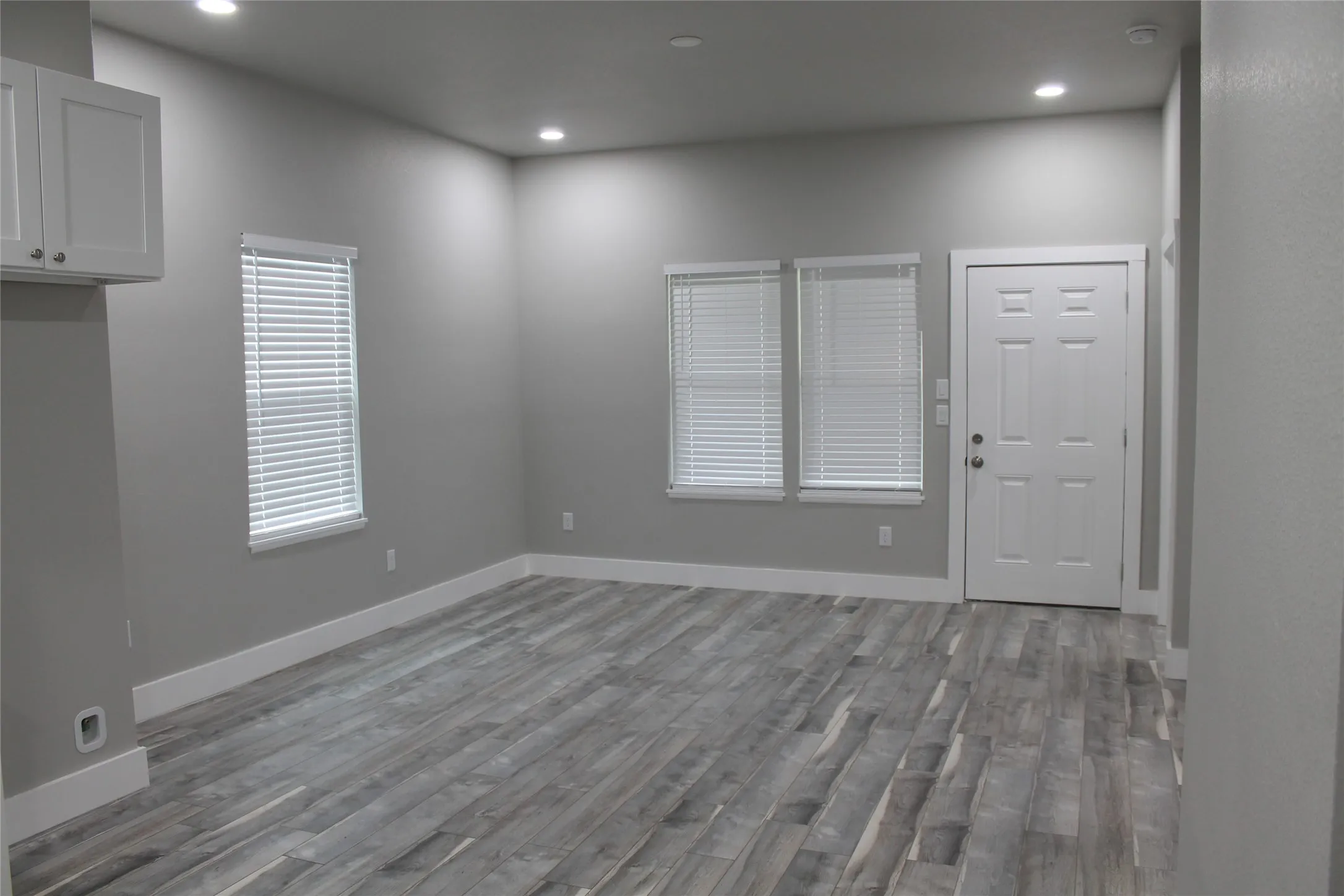 Single Family Residence For Sale in Wise County , 104 S Hubbard Street 3 Lots, Alvord, Texas 76225, 3 Bedroom, 2 Bathroom, Garage spaces, 1,160 Sqft, built in 2025, mls#21350678, Real Estate Agent in Alvord, Homes For Sale in Wise county, Homes For Sale in Alvord, Realtor in Alvord Texas, Real Estate Brokerage Independent Realty Texas, Luminita Cordes Realtor