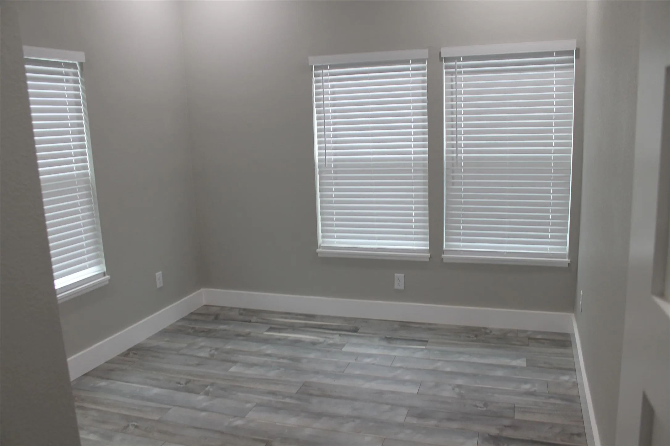 Single Family Residence For Sale in Wise County , 104 S Hubbard Street 3 Lots, Alvord, Texas 76225, 3 Bedroom, 2 Bathroom, Garage spaces, 1,160 Sqft, built in 2025, mls#21350678, Real Estate Agent in Alvord, Homes For Sale in Wise county, Homes For Sale in Alvord, Realtor in Alvord Texas, Real Estate Brokerage Independent Realty Texas, Luminita Cordes Realtor