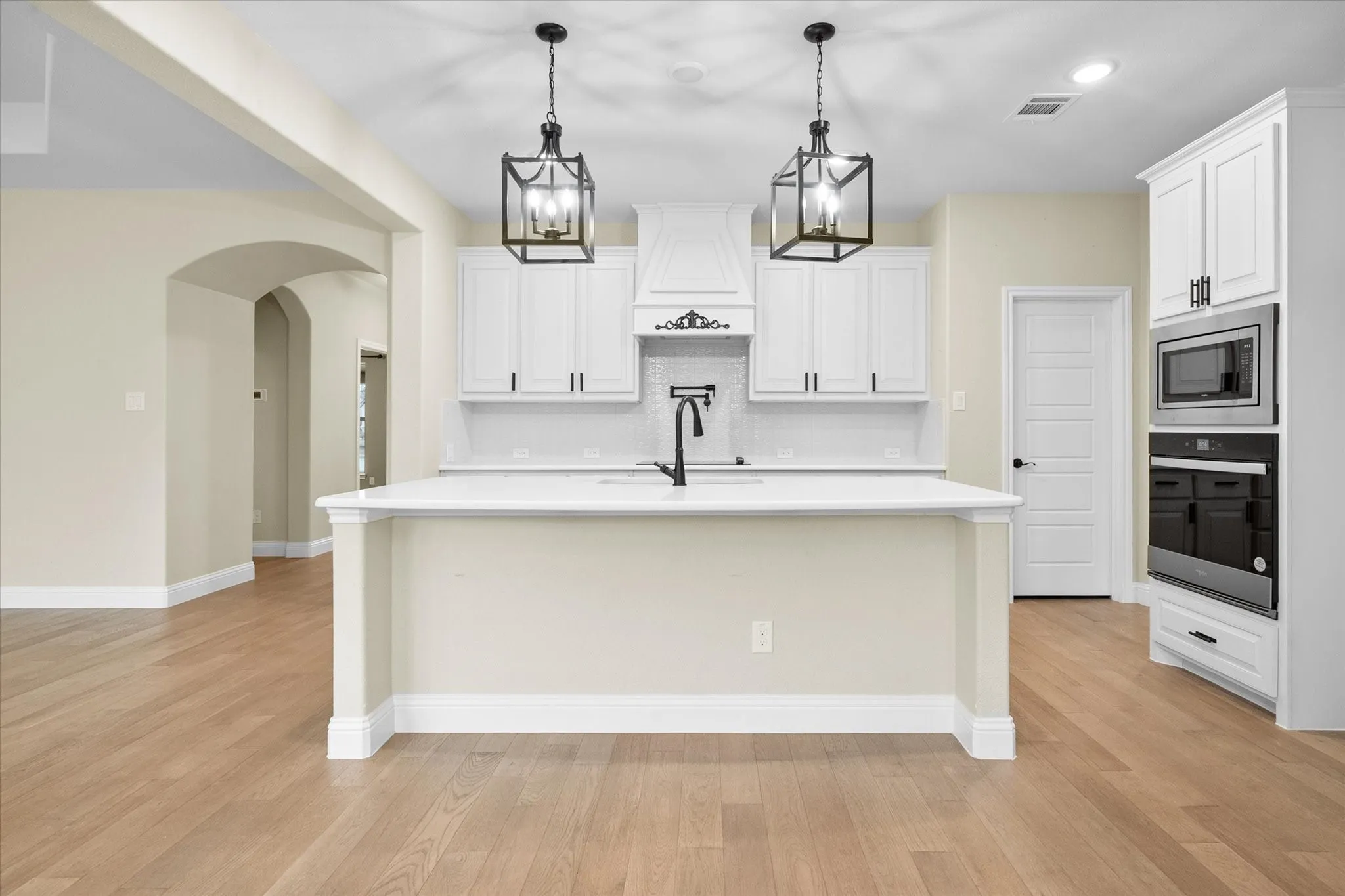 Single Family Residence For Rent in Ellis County , 4434 Verbena Street, Midlothian, Texas 76065, 4 Bedroom, 3 Bathroom, 2 Garage spaces, 2,970 Sqft, built in 2023, mls#21349566, Real Estate Agent in Midlothian, Homes For Rent in Ellis county, Homes For Rent in Midlothian, Realtor in Midlothian Texas, Real Estate Brokerage Independent Realty Texas, Luminita Cordes Realtor