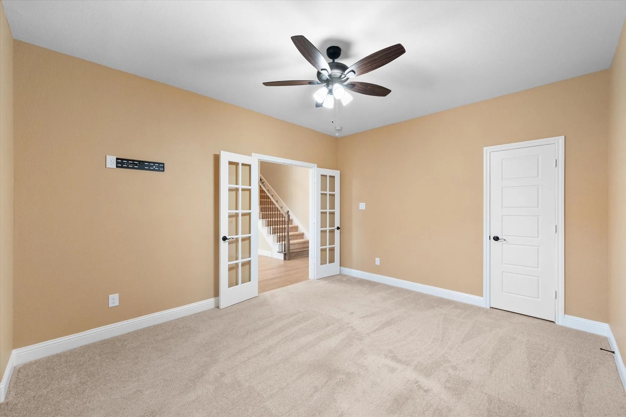 Single Family Residence For Rent in Ellis County , 4434 Verbena Street, Midlothian, Texas 76065, 4 Bedroom, 3 Bathroom, 2 Garage spaces, 2,970 Sqft, built in 2023, mls#21349566, Real Estate Agent in Midlothian, Homes For Rent in Ellis county, Homes For Rent in Midlothian, Realtor in Midlothian Texas, Real Estate Brokerage Independent Realty Texas, Luminita Cordes Realtor