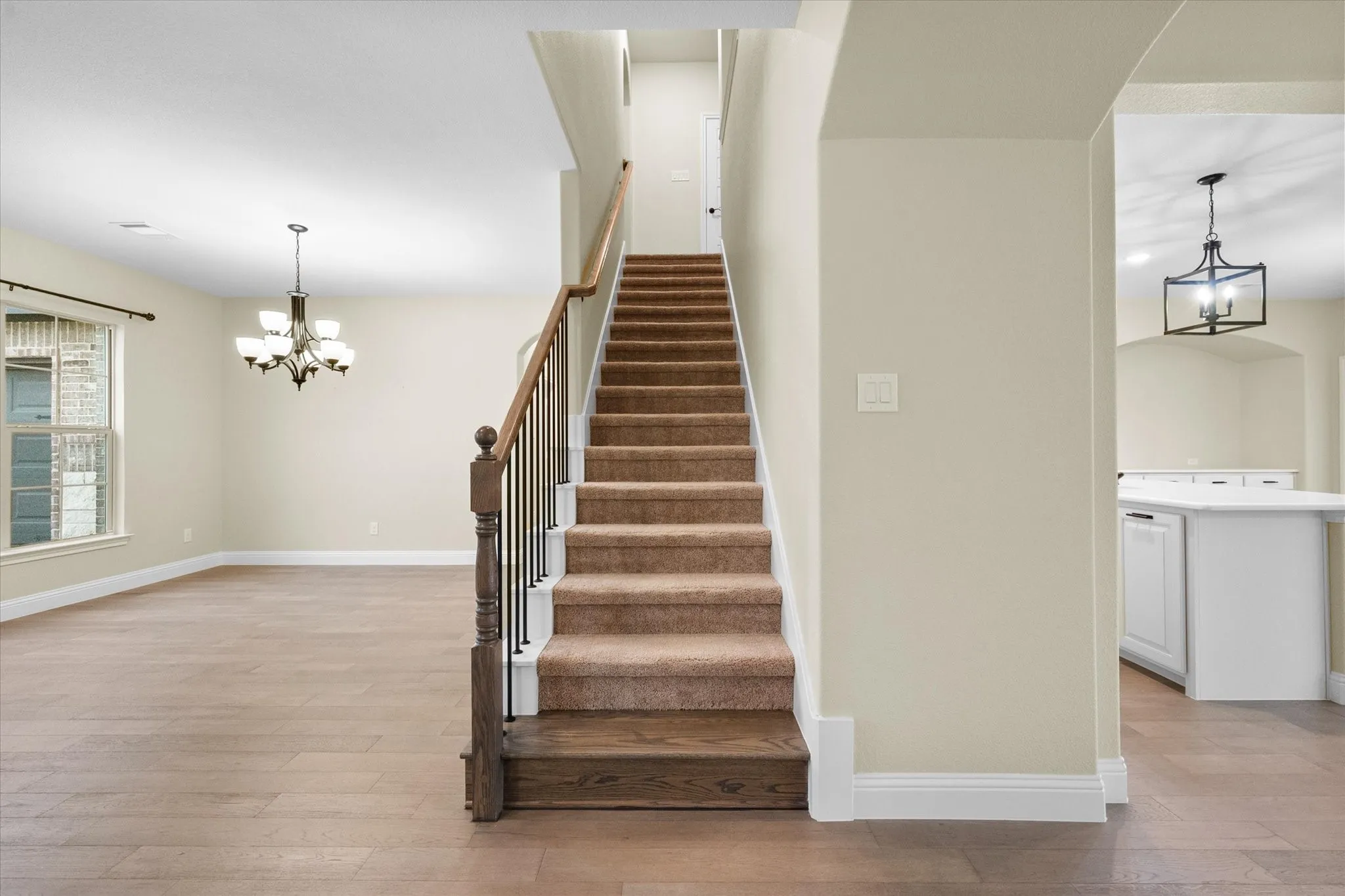 Single Family Residence For Rent in Ellis County , 4434 Verbena Street, Midlothian, Texas 76065, 4 Bedroom, 3 Bathroom, 2 Garage spaces, 2,970 Sqft, built in 2023, mls#21349566, Real Estate Agent in Midlothian, Homes For Rent in Ellis county, Homes For Rent in Midlothian, Realtor in Midlothian Texas, Real Estate Brokerage Independent Realty Texas, Luminita Cordes Realtor