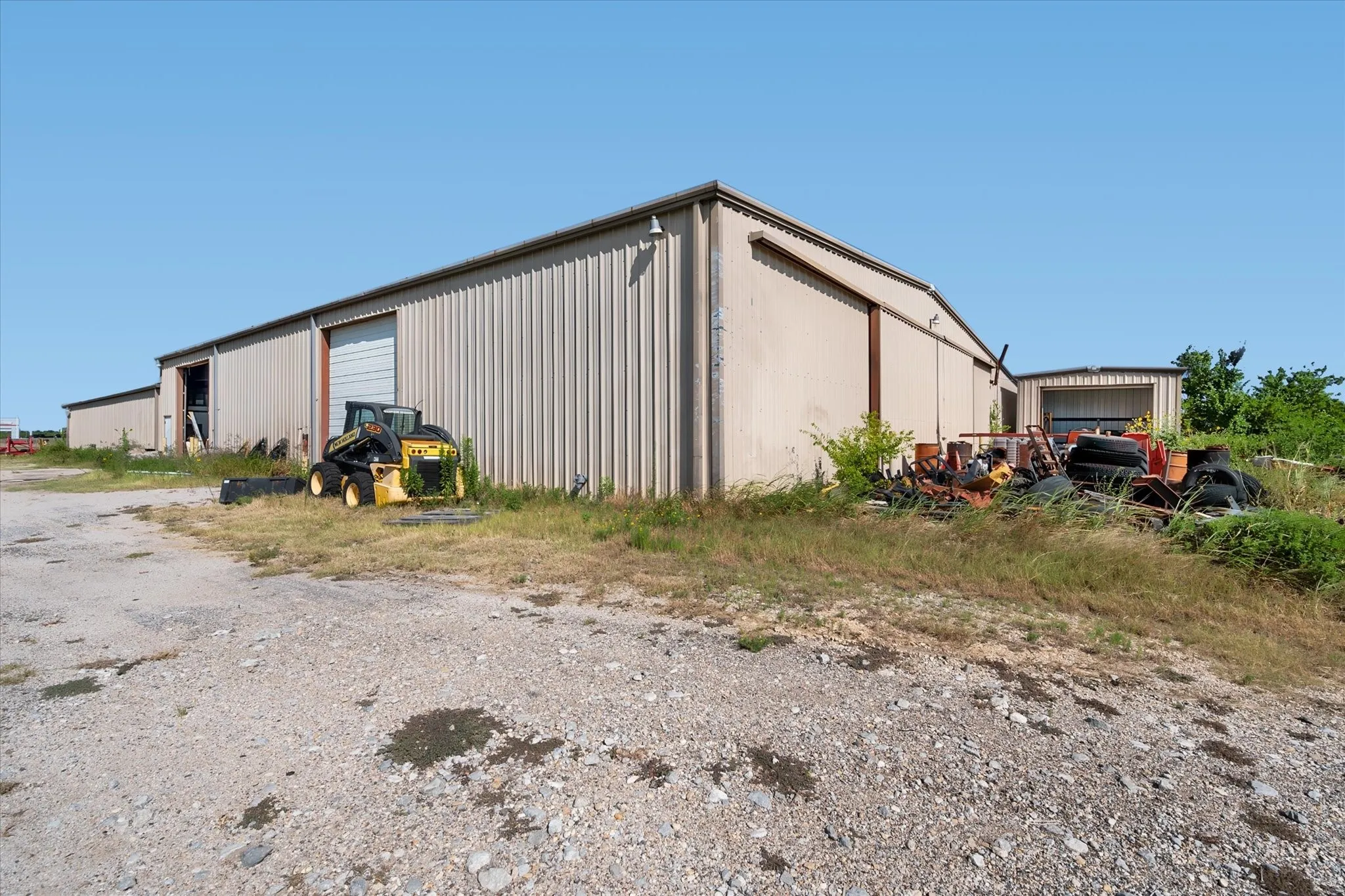 Business For Sale in Navarro County , 3151 S Int Hwy 45 E, Corsicana, Texas 75110, 0, 0, Garage spaces, 17,000 Sqft, built in 1986, mls#21346856, Real Estate Agent in Corsicana, Homes For Sale in Navarro county, Homes For Sale in Corsicana, Realtor in Corsicana Texas, Real Estate Brokerage Independent Realty Texas, Luminita Cordes Realtor