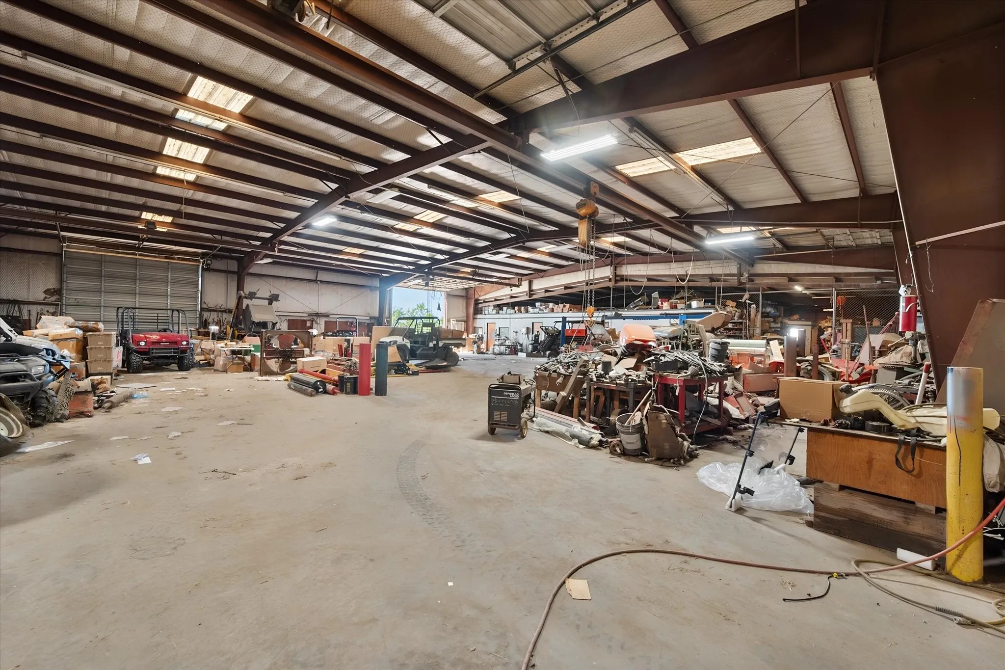 Business For Sale in Navarro County , 3151 S Int Hwy 45 E, Corsicana, Texas 75110, 0, 0, Garage spaces, 17,000 Sqft, built in 1986, mls#21346856, Real Estate Agent in Corsicana, Homes For Sale in Navarro county, Homes For Sale in Corsicana, Realtor in Corsicana Texas, Real Estate Brokerage Independent Realty Texas, Luminita Cordes Realtor