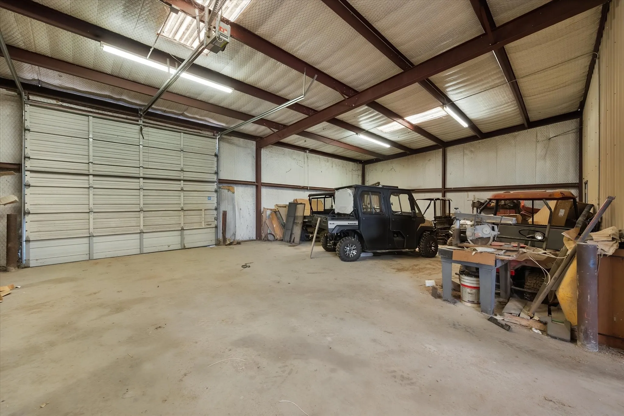 Business For Sale in Navarro County , 3151 S Int Hwy 45 E, Corsicana, Texas 75110, 0, 0, Garage spaces, 17,000 Sqft, built in 1986, mls#21346856, Real Estate Agent in Corsicana, Homes For Sale in Navarro county, Homes For Sale in Corsicana, Realtor in Corsicana Texas, Real Estate Brokerage Independent Realty Texas, Luminita Cordes Realtor