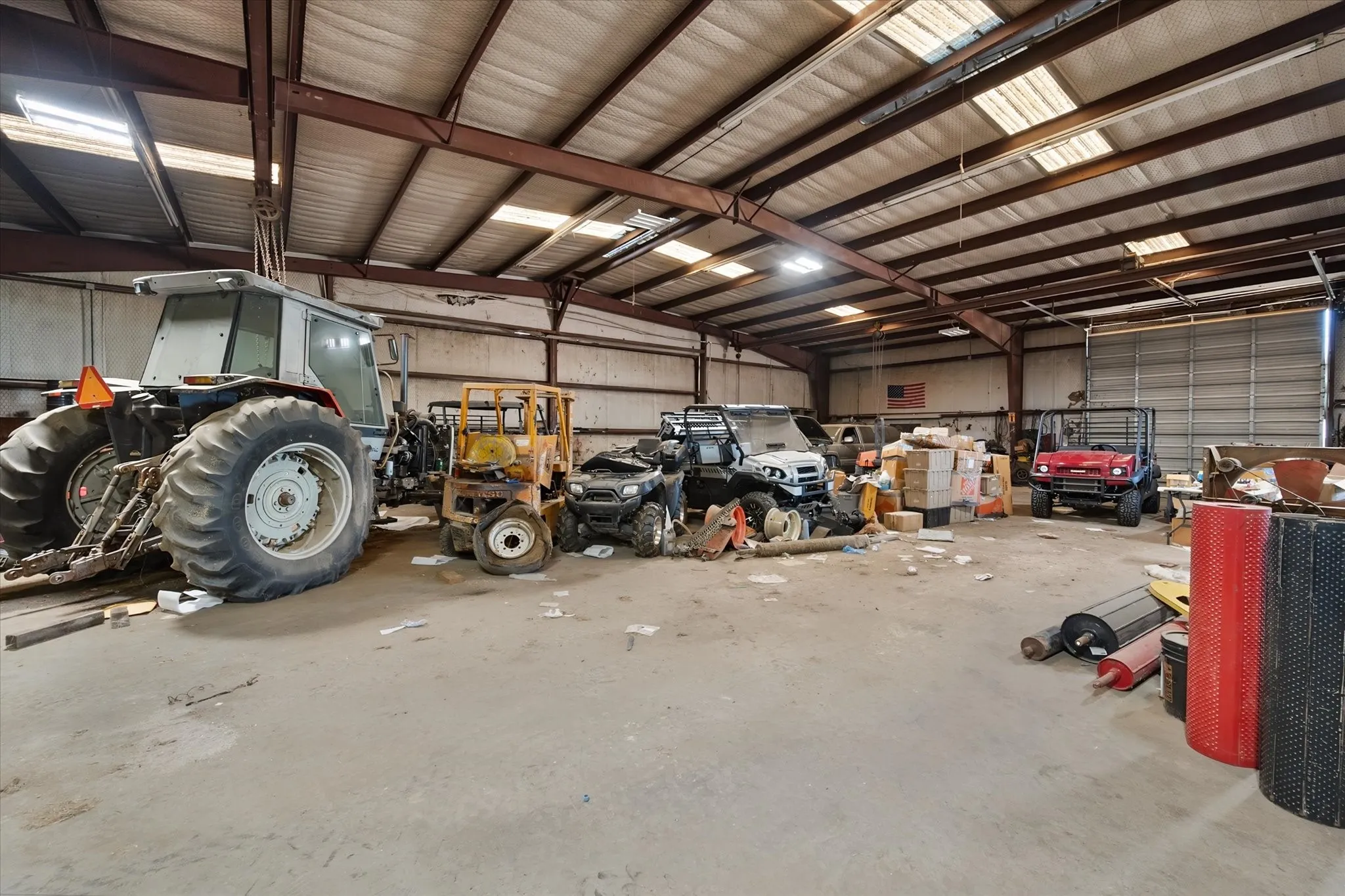 Business For Sale in Navarro County , 3151 S Int Hwy 45 E, Corsicana, Texas 75110, 0, 0, Garage spaces, 17,000 Sqft, built in 1986, mls#21346856, Real Estate Agent in Corsicana, Homes For Sale in Navarro county, Homes For Sale in Corsicana, Realtor in Corsicana Texas, Real Estate Brokerage Independent Realty Texas, Luminita Cordes Realtor