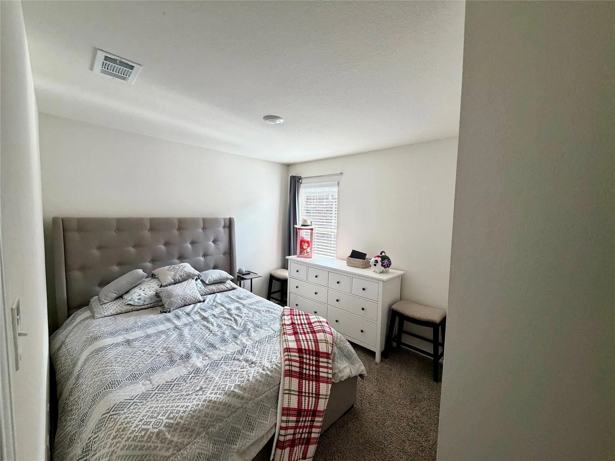 Single Family Residence For Rent in Denton County , 1408 Skyline Drive, Denton, Texas 76207, 3 Bedroom, 2 Bathroom, 2 Garage spaces, 1,298 Sqft, built in 2022, mls#21350440, Real Estate Agent in Denton, Homes For Rent in Denton county, Homes For Rent in Denton, Realtor in Denton Texas, Real Estate Brokerage Independent Realty Texas, Luminita Cordes Realtor