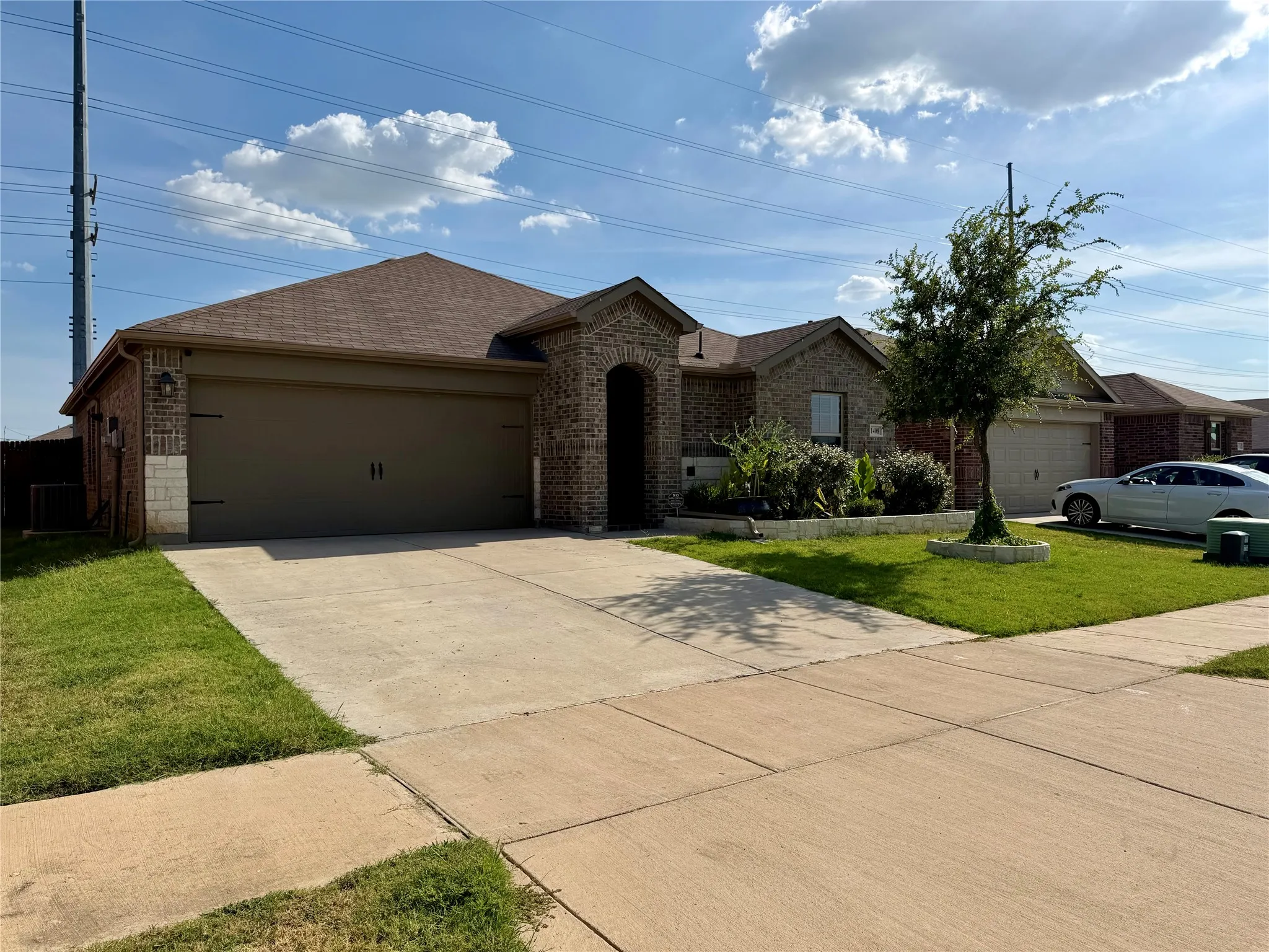 Single Family Residence For Rent in Denton County , 1408 Skyline Drive, Denton, Texas 76207, 3 Bedroom, 2 Bathroom, 2 Garage spaces, 1,298 Sqft, built in 2022, mls#21350440, Real Estate Agent in Denton, Homes For Rent in Denton county, Homes For Rent in Denton, Realtor in Denton Texas, Real Estate Brokerage Independent Realty Texas, Luminita Cordes Realtor