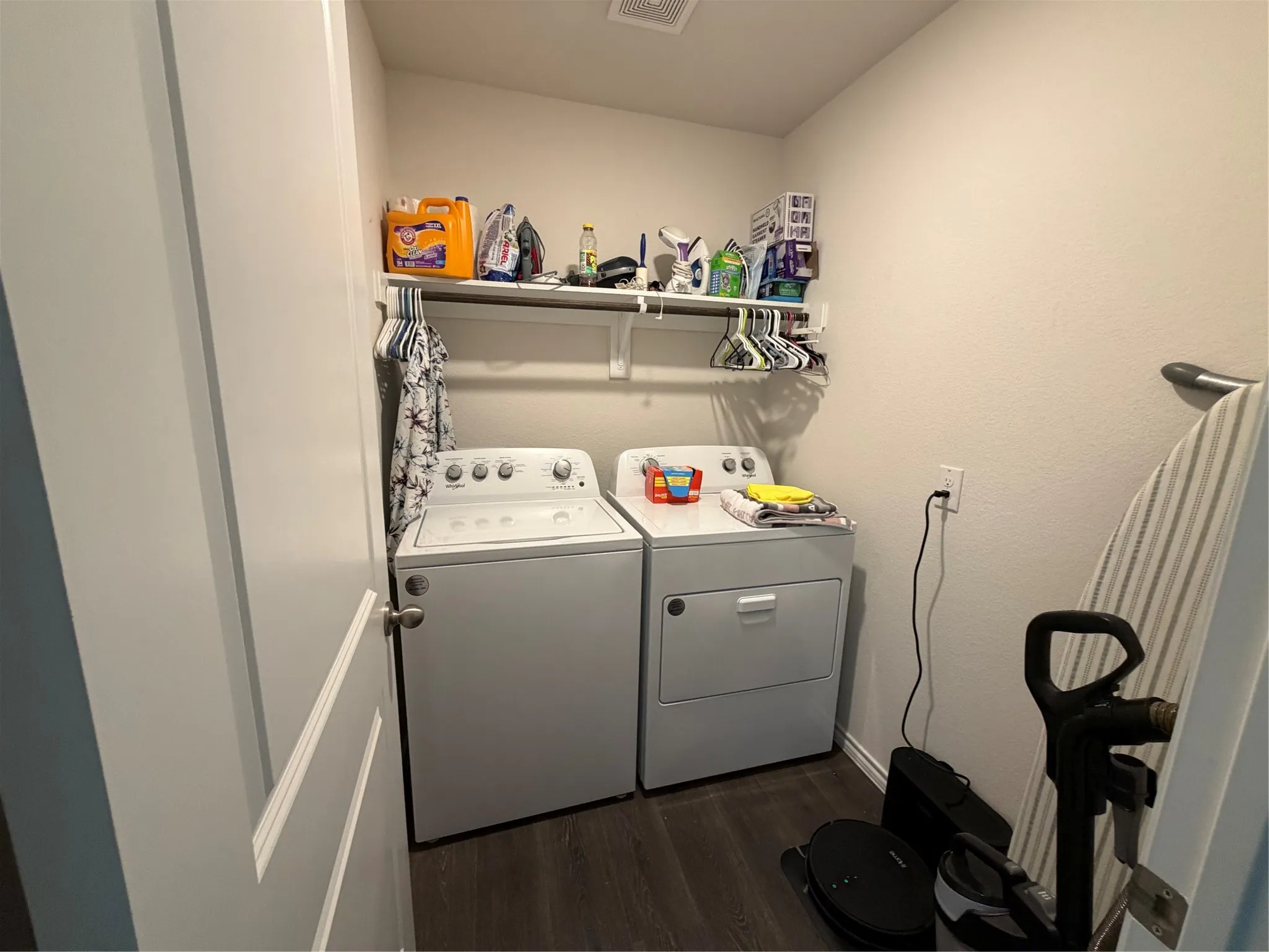 Single Family Residence For Rent in Denton County , 1408 Skyline Drive, Denton, Texas 76207, 3 Bedroom, 2 Bathroom, 2 Garage spaces, 1,298 Sqft, built in 2022, mls#21350440, Real Estate Agent in Denton, Homes For Rent in Denton county, Homes For Rent in Denton, Realtor in Denton Texas, Real Estate Brokerage Independent Realty Texas, Luminita Cordes Realtor