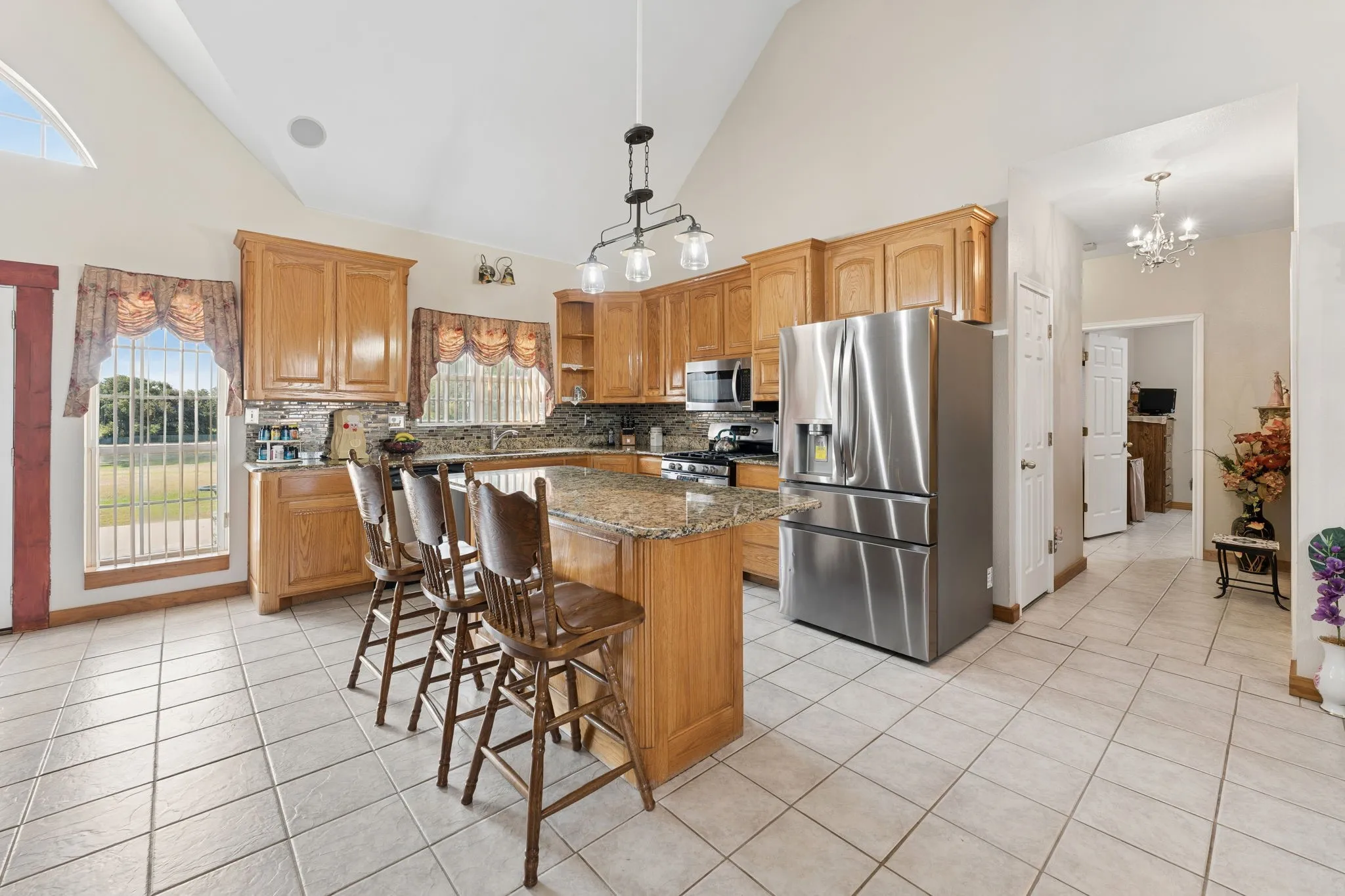 Single Family Residence For Sale in Hood County , 6017 Acton Meadows Court, Granbury, Texas 76049, 3 Bedroom, 2 Bathroom, 2 Garage spaces, 2,014 Sqft, built in 2002, mls#21346745, Real Estate Agent in Granbury, Homes For Sale in Hood county, Homes For Sale in Granbury, Realtor in Granbury Texas, Real Estate Brokerage Independent Realty Texas, Luminita Cordes Realtor