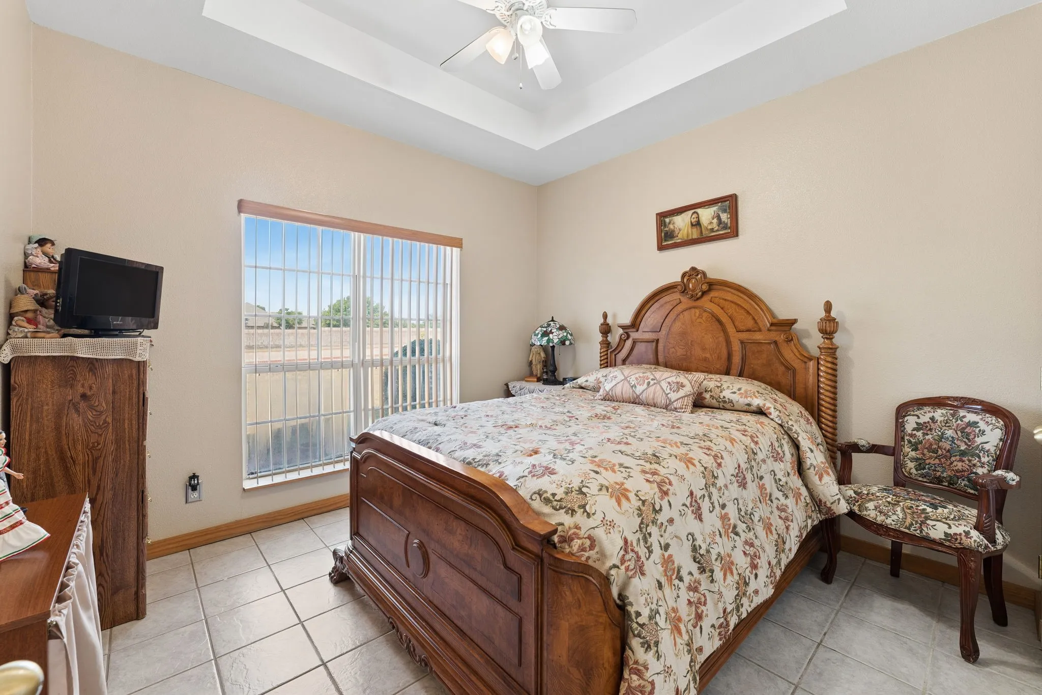 Single Family Residence For Sale in Hood County , 6017 Acton Meadows Court, Granbury, Texas 76049, 3 Bedroom, 2 Bathroom, 2 Garage spaces, 2,014 Sqft, built in 2002, mls#21346745, Real Estate Agent in Granbury, Homes For Sale in Hood county, Homes For Sale in Granbury, Realtor in Granbury Texas, Real Estate Brokerage Independent Realty Texas, Luminita Cordes Realtor