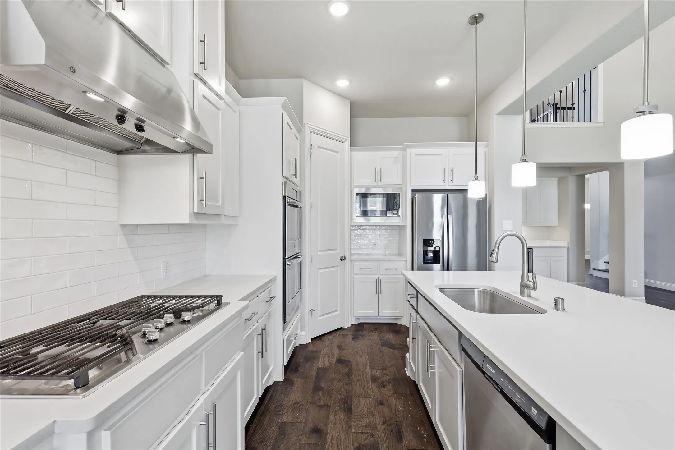 Single Family Residence For Sale in Denton County , 1432 14th Street, Argyle, Texas 76226, 4 Bedroom, 3 Bathroom, 2 Garage spaces, 3,627 Sqft, built in 2018, mls#21349589, Real Estate Agent in Argyle, Homes For Sale in Denton county, Homes For Sale in Argyle, Realtor in Argyle Texas, Real Estate Brokerage Independent Realty Texas, Luminita Cordes Realtor