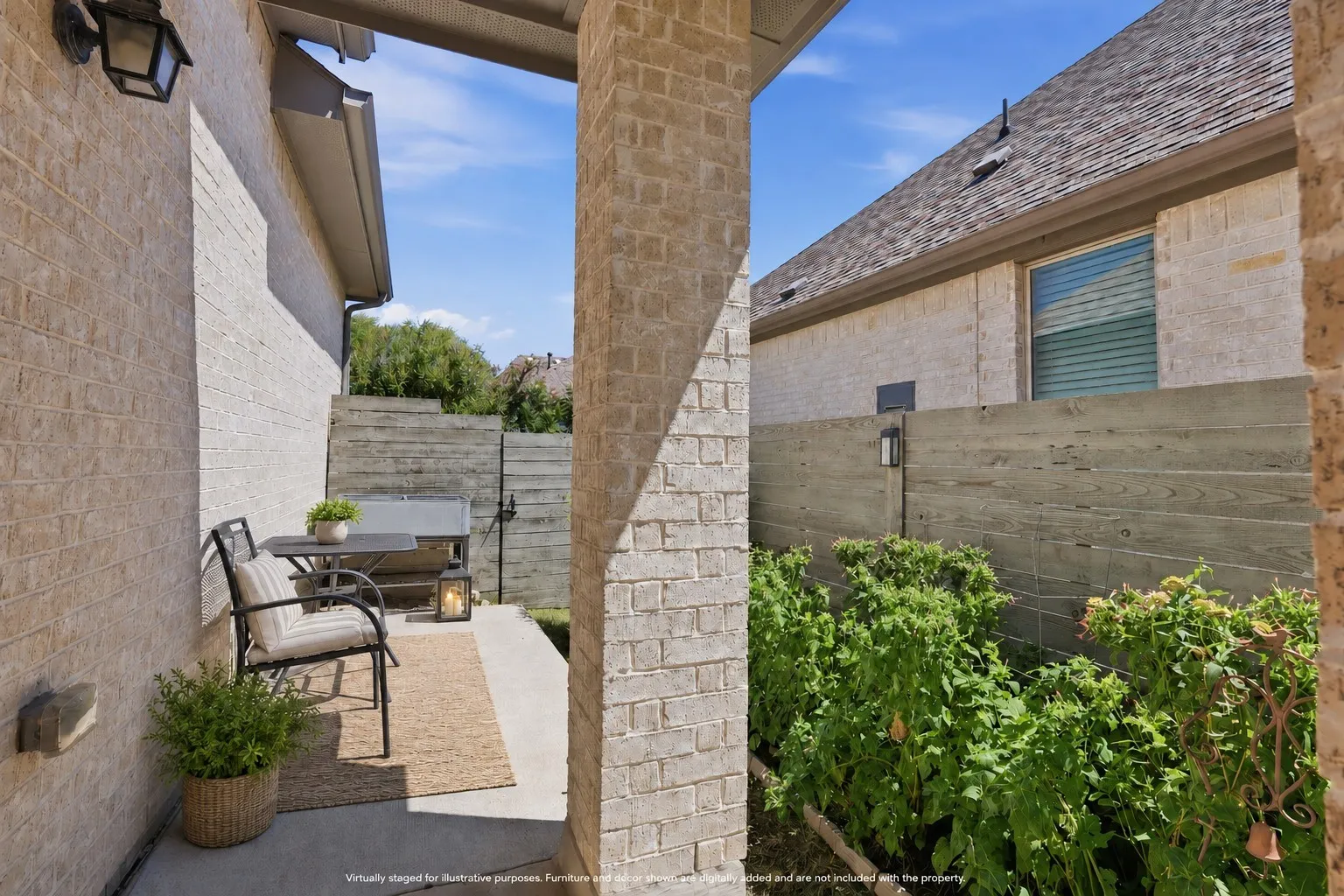 Single Family Residence For Sale in Denton County , 1432 14th Street, Argyle, Texas 76226, 4 Bedroom, 3 Bathroom, 2 Garage spaces, 3,627 Sqft, built in 2018, mls#21349589, Real Estate Agent in Argyle, Homes For Sale in Denton county, Homes For Sale in Argyle, Realtor in Argyle Texas, Real Estate Brokerage Independent Realty Texas, Luminita Cordes Realtor
