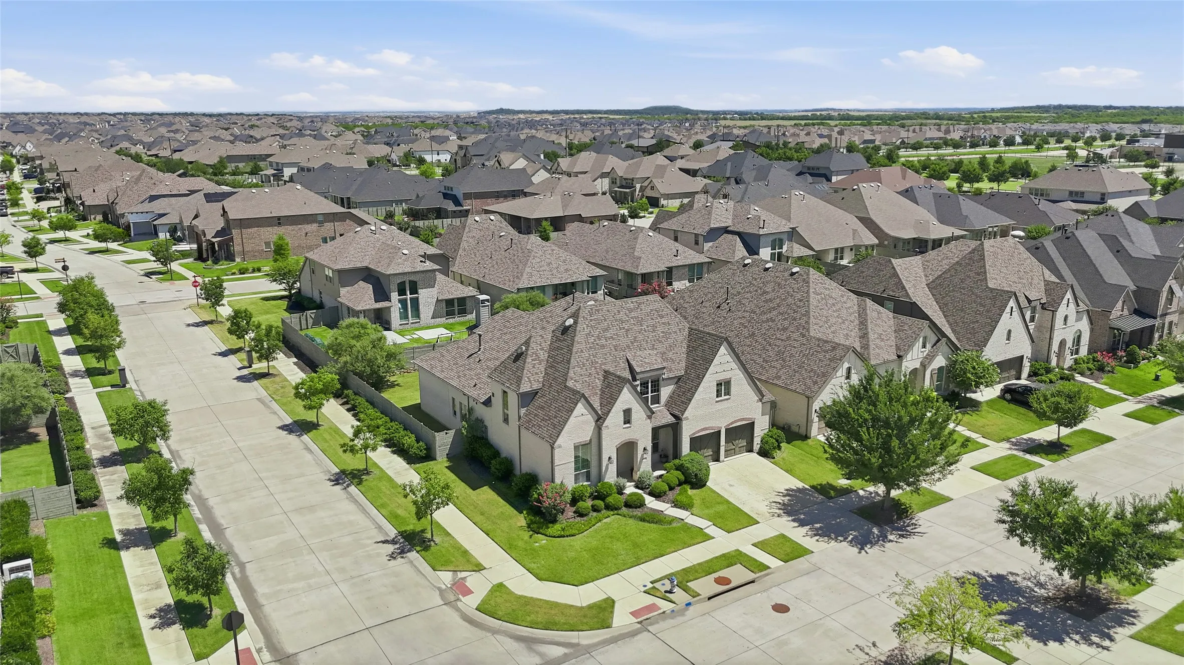 Single Family Residence For Sale in Denton County , 1432 14th Street, Argyle, Texas 76226, 4 Bedroom, 3 Bathroom, 2 Garage spaces, 3,627 Sqft, built in 2018, mls#21349589, Real Estate Agent in Argyle, Homes For Sale in Denton county, Homes For Sale in Argyle, Realtor in Argyle Texas, Real Estate Brokerage Independent Realty Texas, Luminita Cordes Realtor