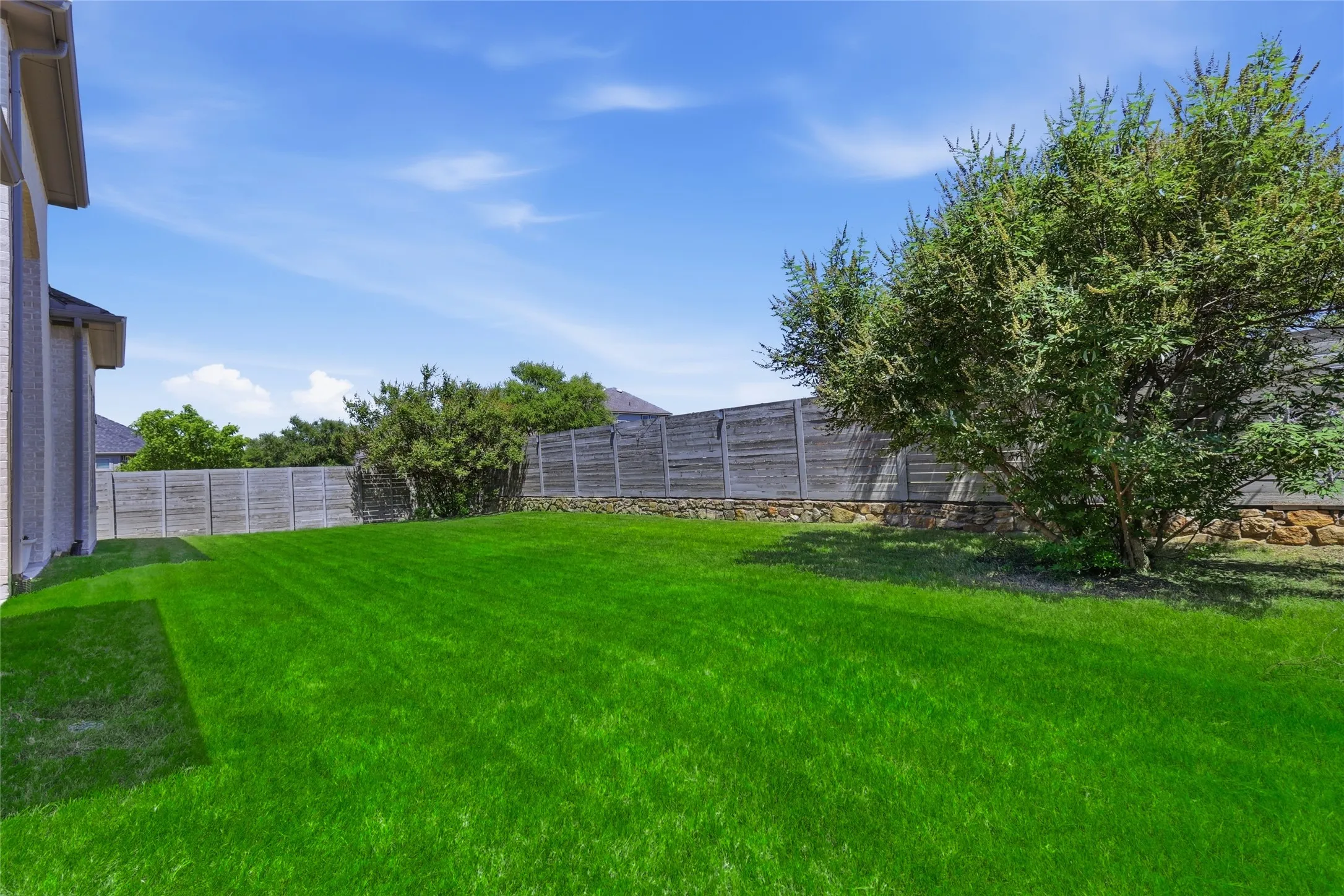 Single Family Residence For Sale in Denton County , 1432 14th Street, Argyle, Texas 76226, 4 Bedroom, 3 Bathroom, 2 Garage spaces, 3,627 Sqft, built in 2018, mls#21349589, Real Estate Agent in Argyle, Homes For Sale in Denton county, Homes For Sale in Argyle, Realtor in Argyle Texas, Real Estate Brokerage Independent Realty Texas, Luminita Cordes Realtor