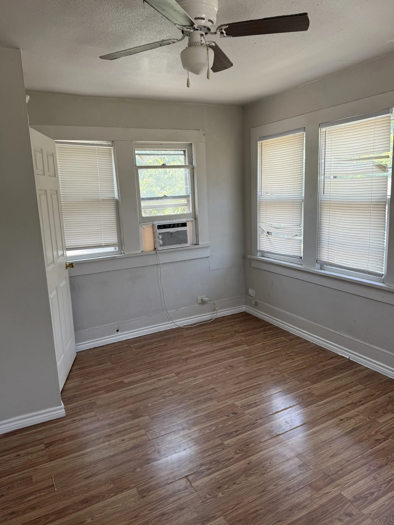 Upstairs Bedroom #2