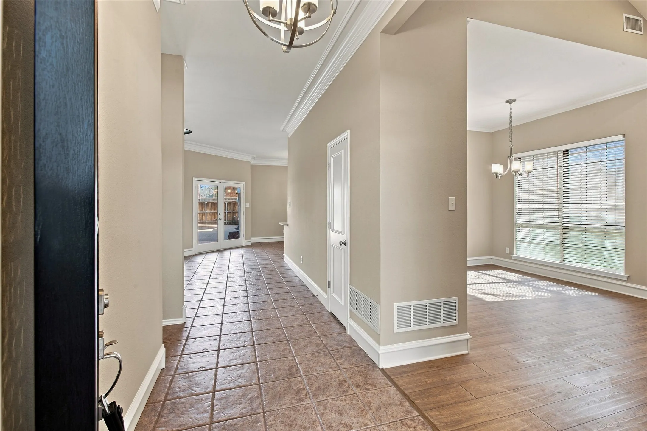 Single Family Residence For Sale in Collin County , 1520 Schooner Bay Drive, Wylie, Texas 75098, 3 Bedroom, 2 Bathroom, 2 Garage spaces, 1,865 Sqft, built in 1988, mls#21349854, Real Estate Agent in Wylie, Homes For Sale in Collin county, Homes For Sale in Wylie, Realtor in Wylie Texas, Real Estate Brokerage Independent Realty Texas, Luminita Cordes Realtor