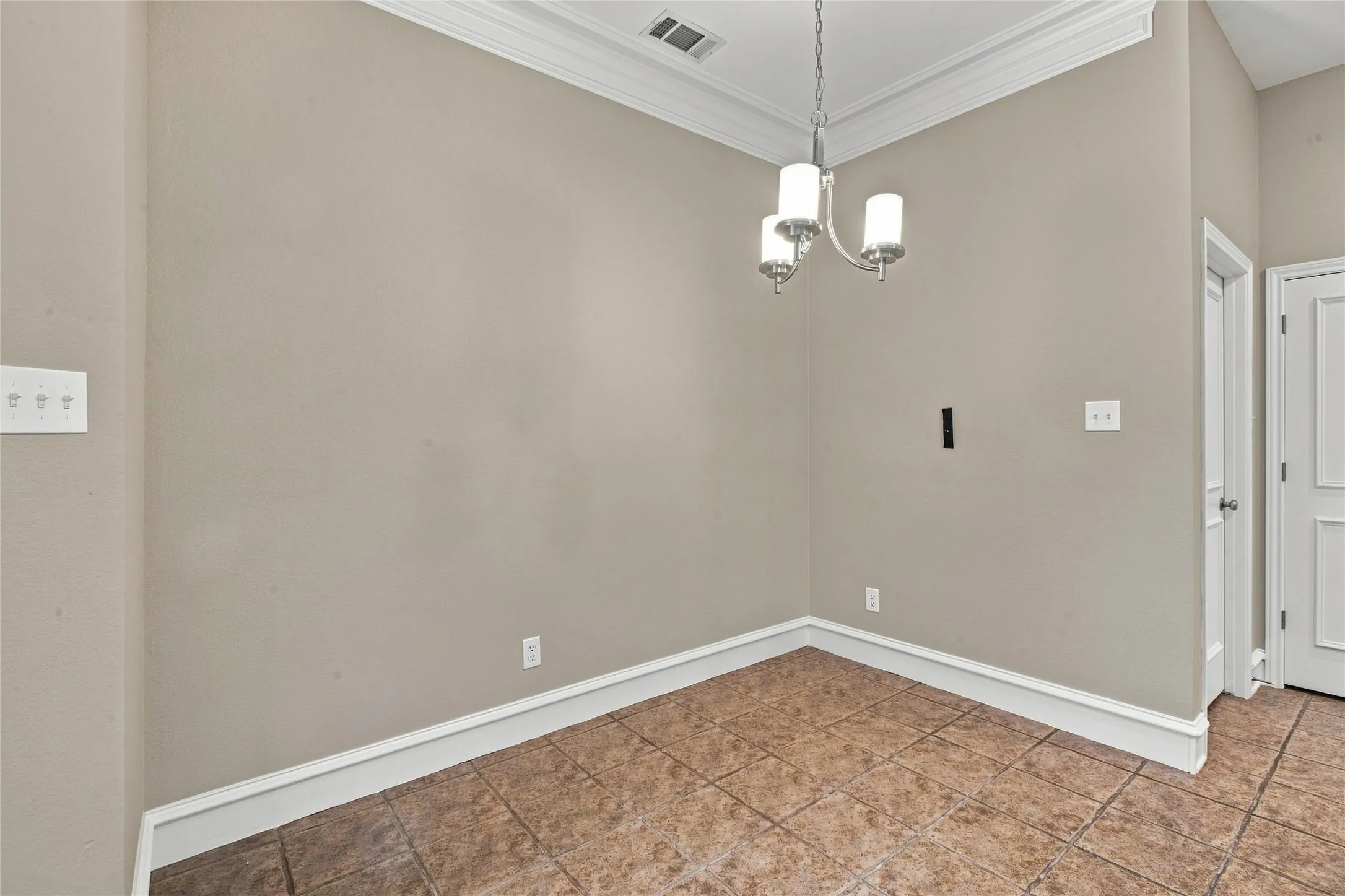 Single Family Residence For Sale in Collin County , 1520 Schooner Bay Drive, Wylie, Texas 75098, 3 Bedroom, 2 Bathroom, 2 Garage spaces, 1,865 Sqft, built in 1988, mls#21349854, Real Estate Agent in Wylie, Homes For Sale in Collin county, Homes For Sale in Wylie, Realtor in Wylie Texas, Real Estate Brokerage Independent Realty Texas, Luminita Cordes Realtor