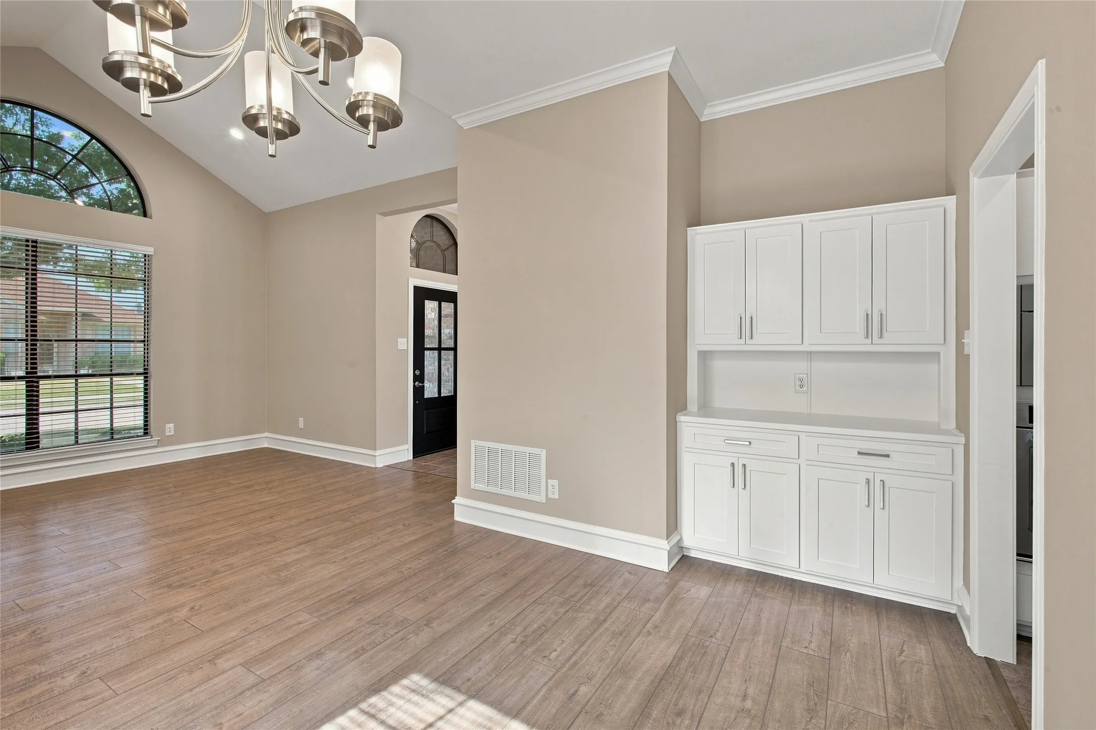 Single Family Residence For Sale in Collin County , 1520 Schooner Bay Drive, Wylie, Texas 75098, 3 Bedroom, 2 Bathroom, 2 Garage spaces, 1,865 Sqft, built in 1988, mls#21349854, Real Estate Agent in Wylie, Homes For Sale in Collin county, Homes For Sale in Wylie, Realtor in Wylie Texas, Real Estate Brokerage Independent Realty Texas, Luminita Cordes Realtor