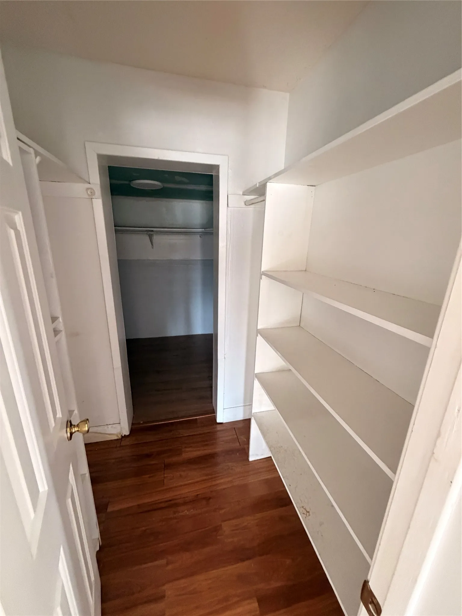Single Family Residence For Sale in Brown County , 223 Avolyn Drive, Brownwood, Texas 76801, 1 Bedroom, 2 Bathroom, Garage spaces, 888 Sqft, built in 0, mls#21350723, Real Estate Agent in Brownwood, Homes For Sale in Brown county, Homes For Sale in Brownwood, Realtor in Brownwood Texas, Real Estate Brokerage Independent Realty Texas, Luminita Cordes Realtor